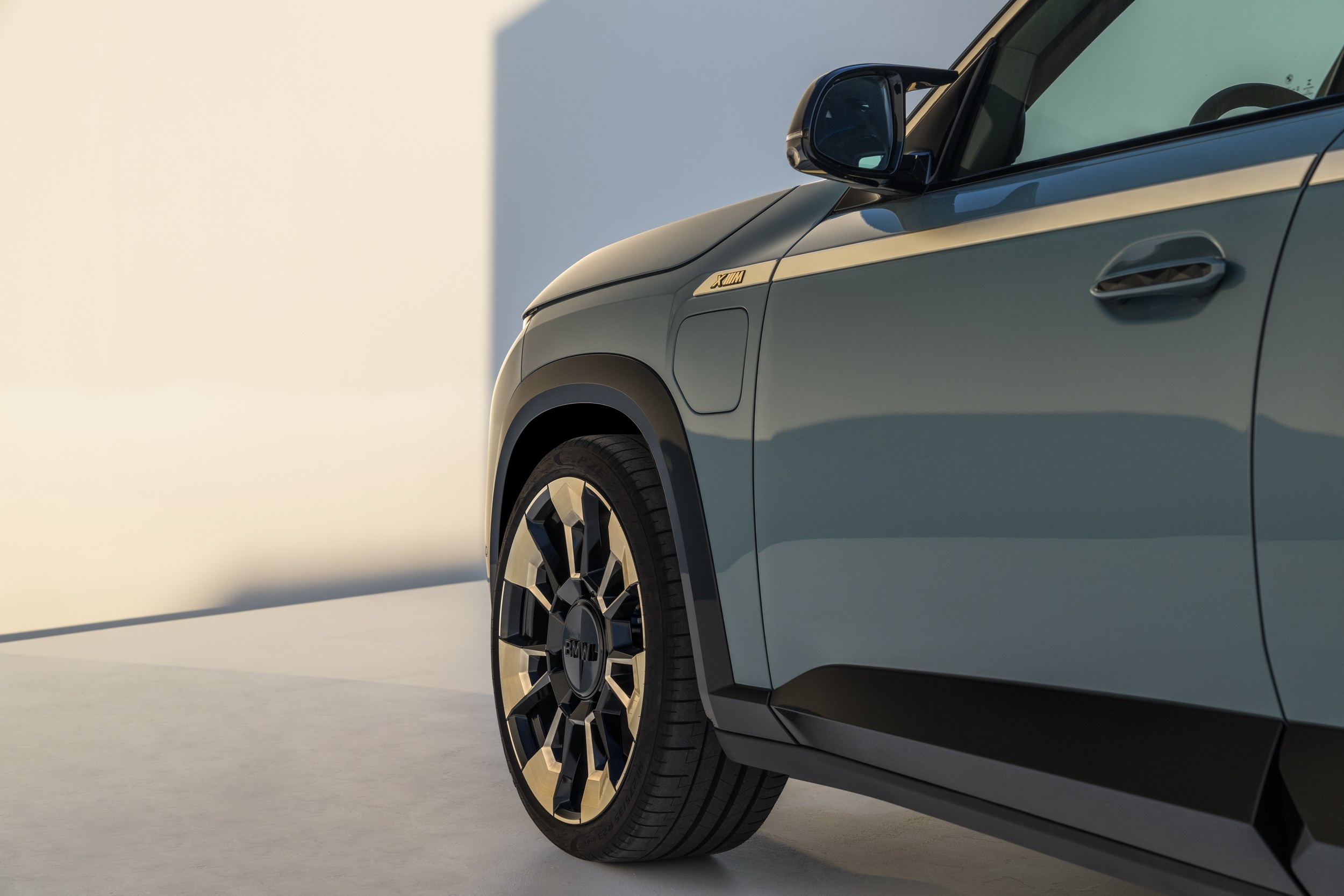 See The 2023 BMW XM From Every Angle In Mega Photo Gallery