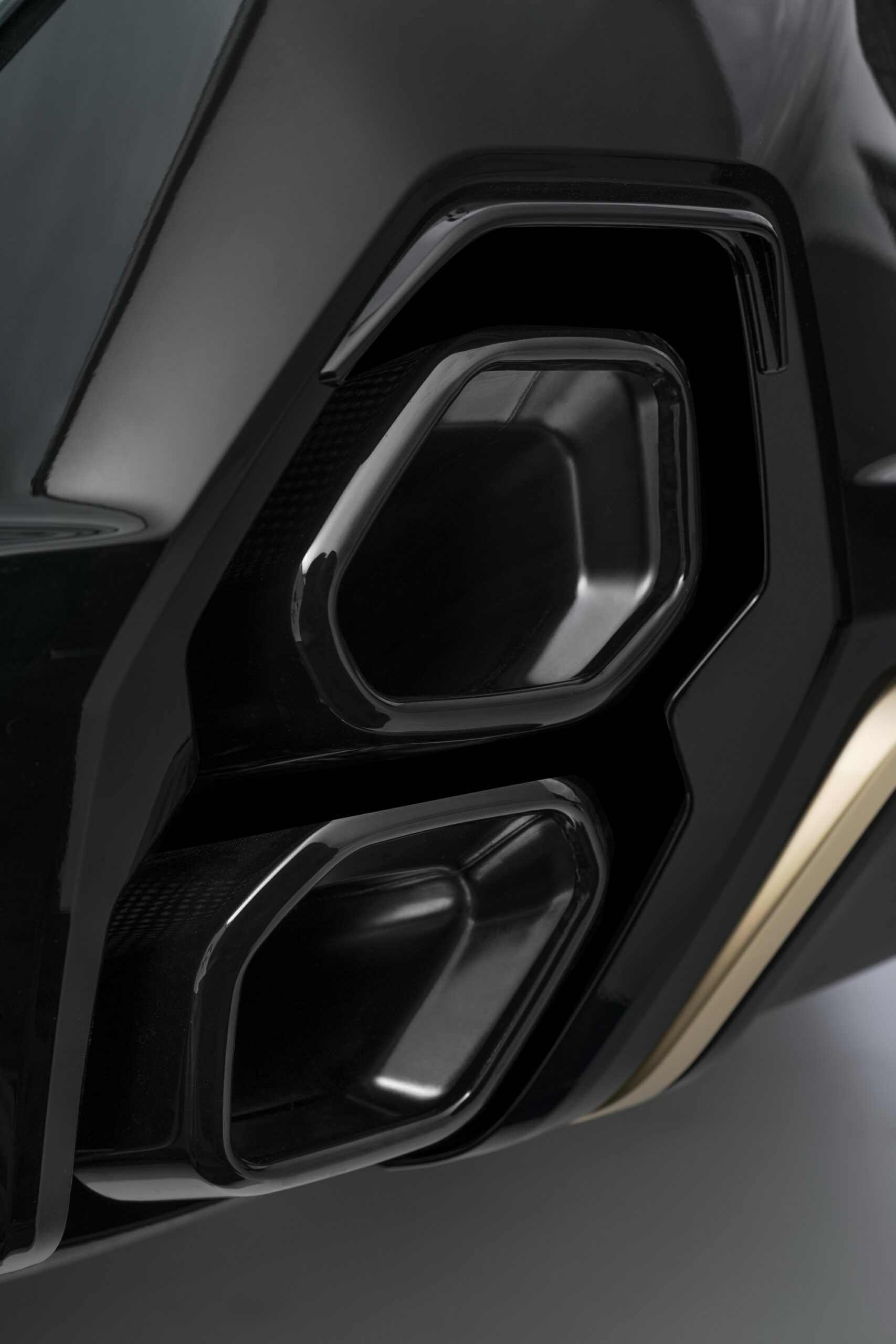 See The 2023 BMW XM From Every Angle In Mega Photo Gallery