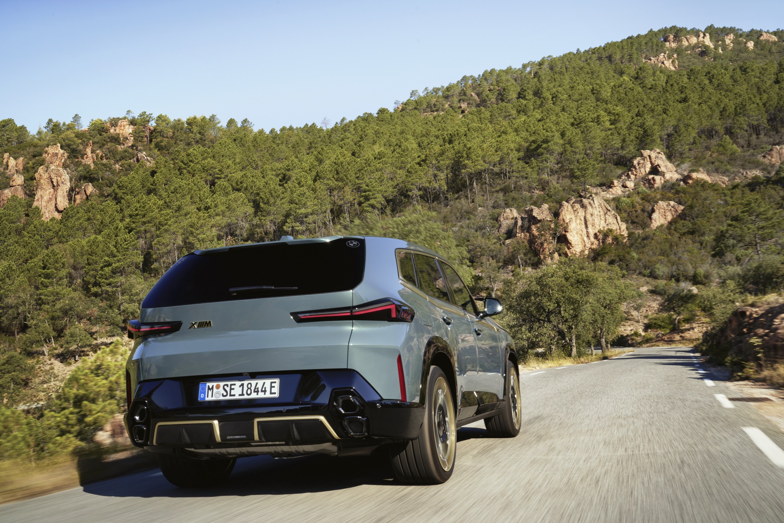 See The 2023 BMW XM From Every Angle In Mega Photo Gallery