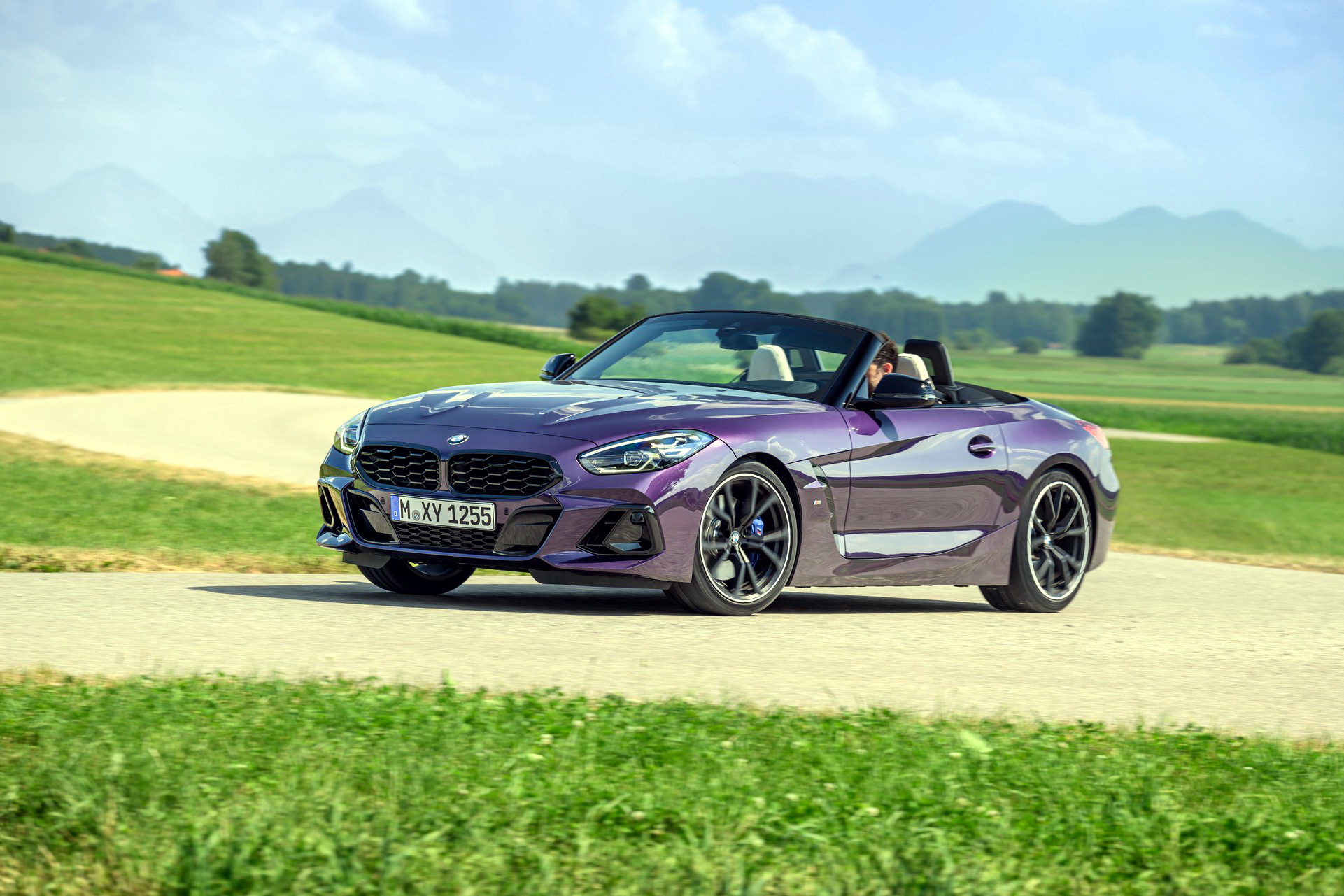 2023 BMW Z4 Gains New Colors And A Revised Grille But No Manual Gearbox