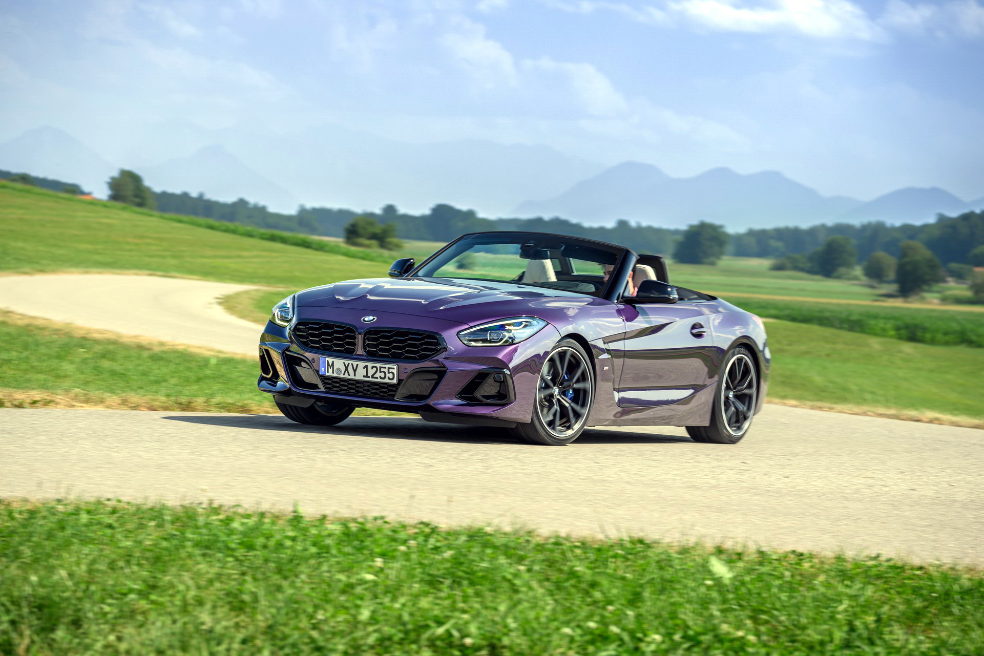 2023 BMW Z4 Gains New Colors And A Revised Grille But No Manual Gearbox