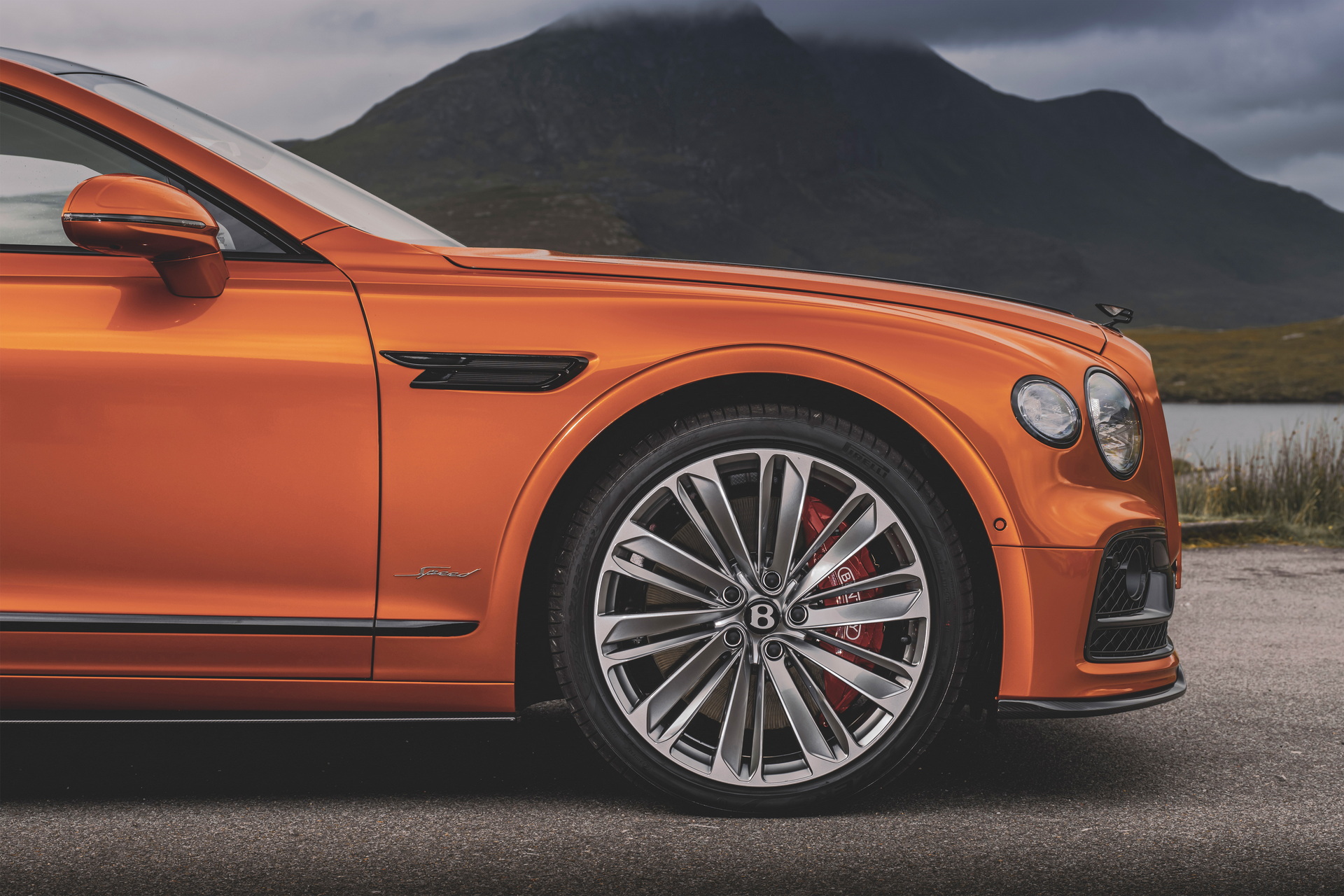 New Flying Spur Speed Joins Bentley’s Ranks With 626 HP, 207 MPH Top Speed