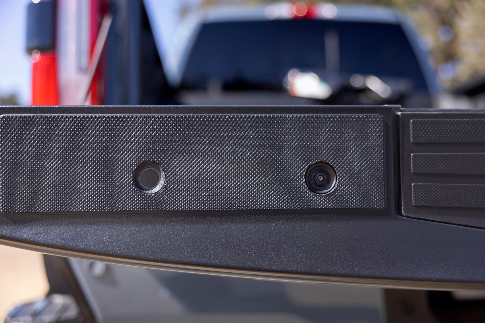 2023 Ford Super Duty Debuts With Two New Engines, Class-Leading Tech, And Improved Capabilities