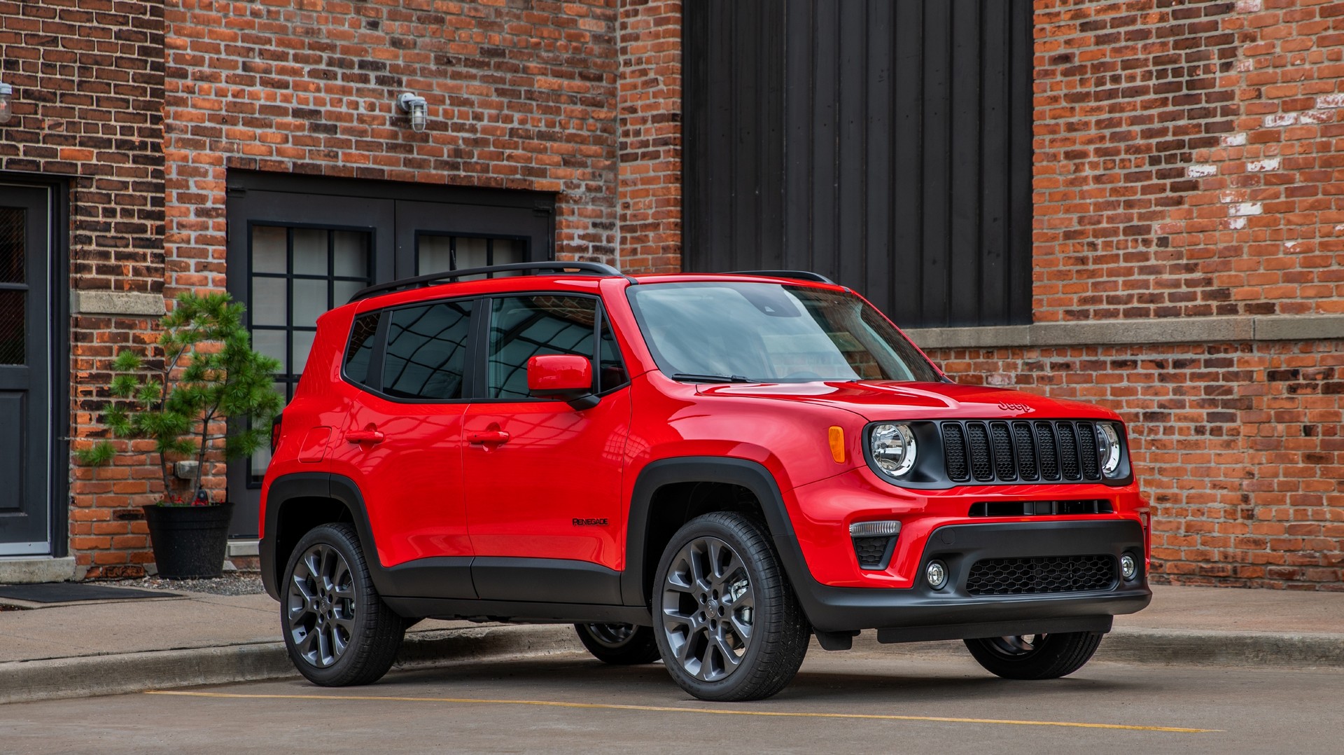 2023 Jeep Renegade Drops Entry-Level Sport Trim, Goes 4WD Only For 2023
