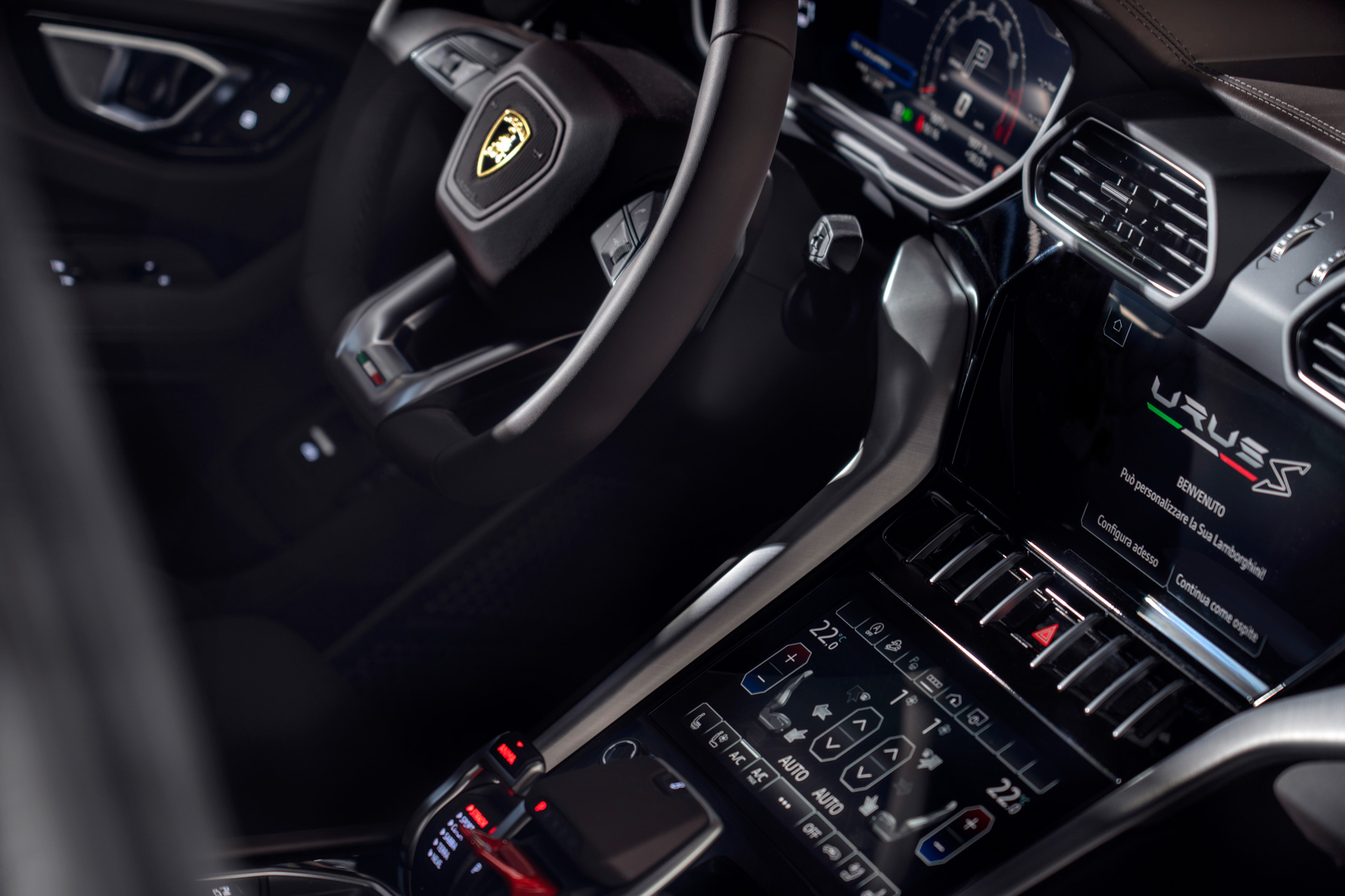 2023 Lamborghini Urus S Has Performante’s 657 HP V8 But Prioritizes Luxury Over Handling