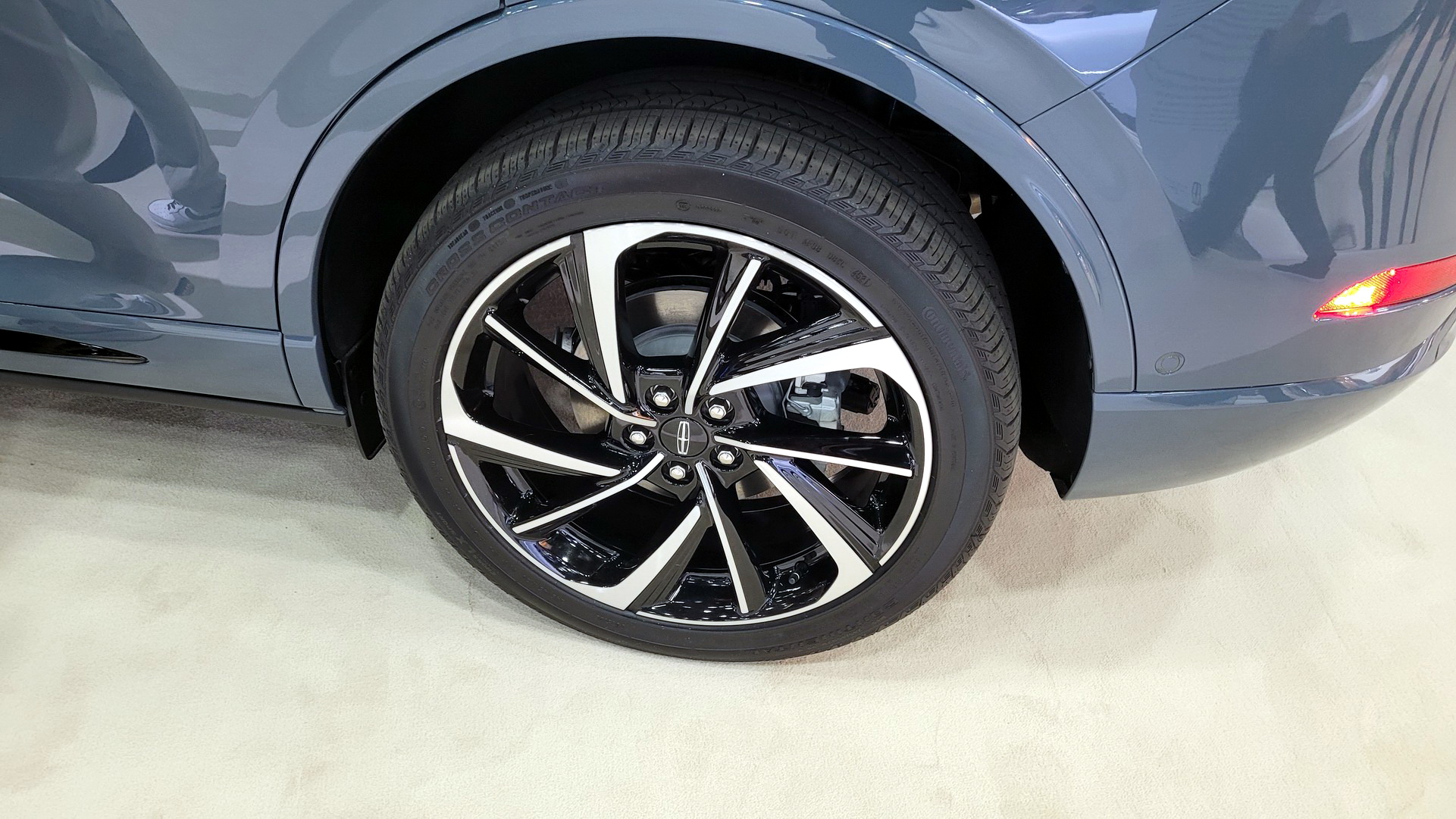 2023 Lincoln Corsair Gains Bigger Grille And Hands-Free Driving Tech, Loses 2.3L Turbo