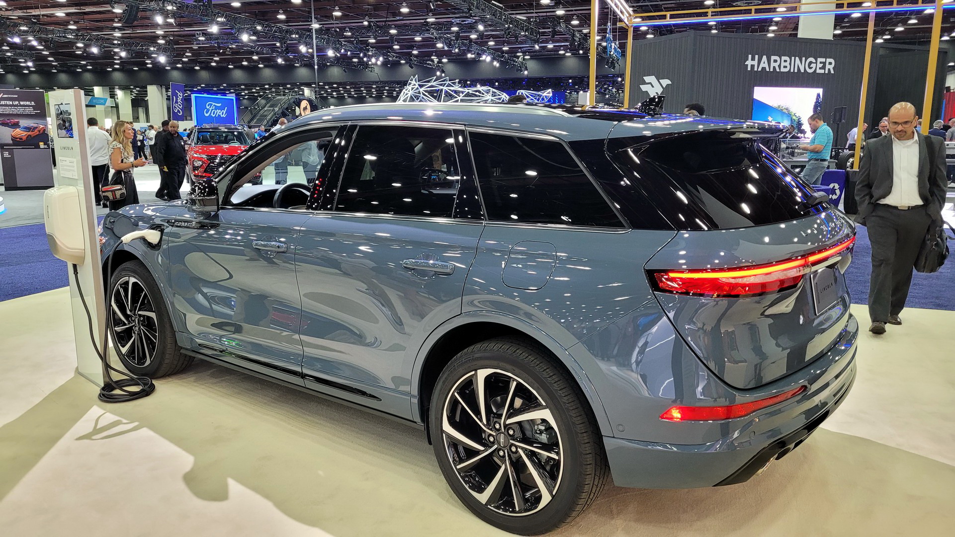 2023 Lincoln Corsair Gains Bigger Grille And Hands-Free Driving Tech, Loses 2.3L Turbo