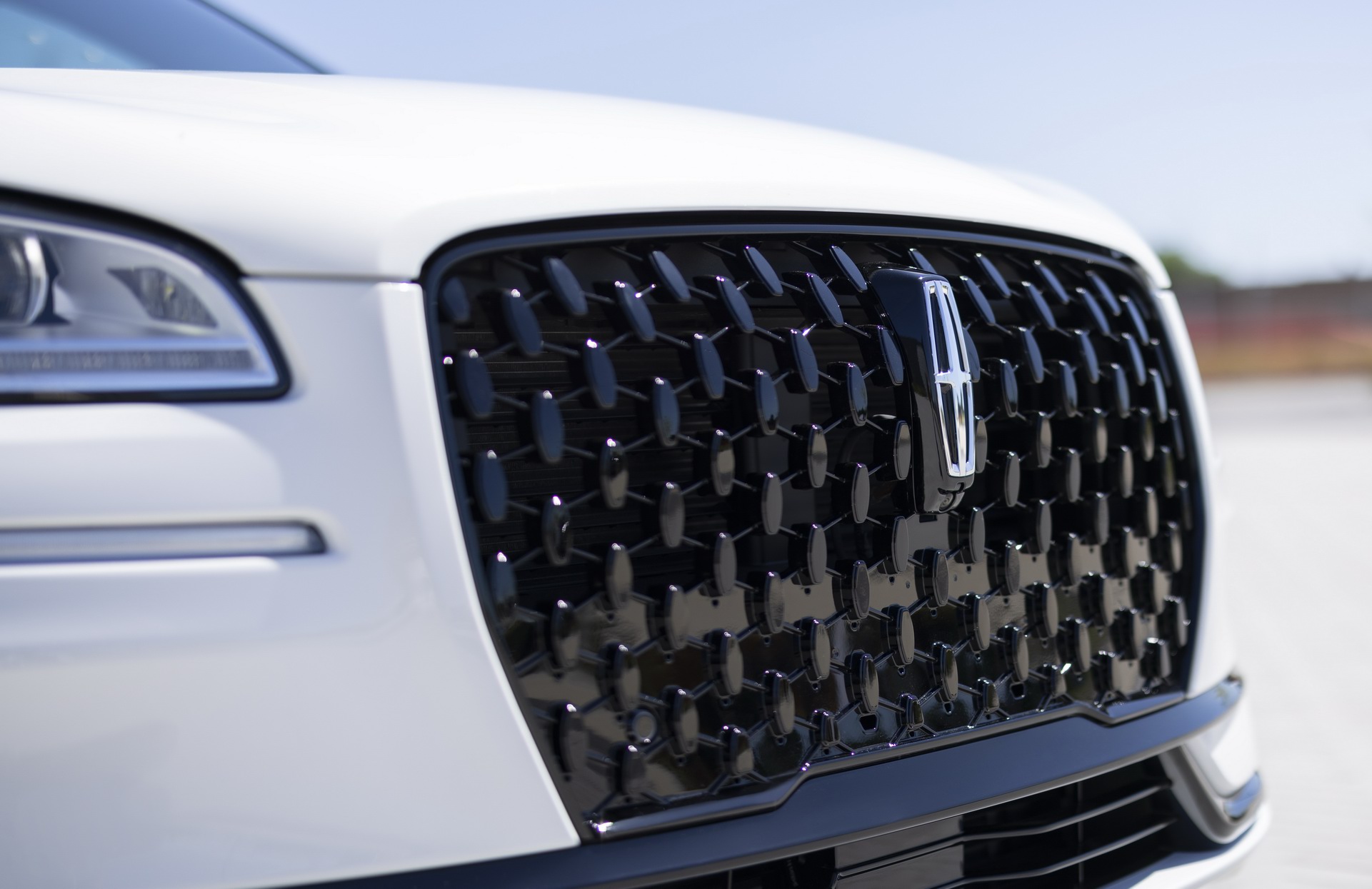 2023 Lincoln Corsair Gains Bigger Grille And Hands-Free Driving Tech, Loses 2.3L Turbo