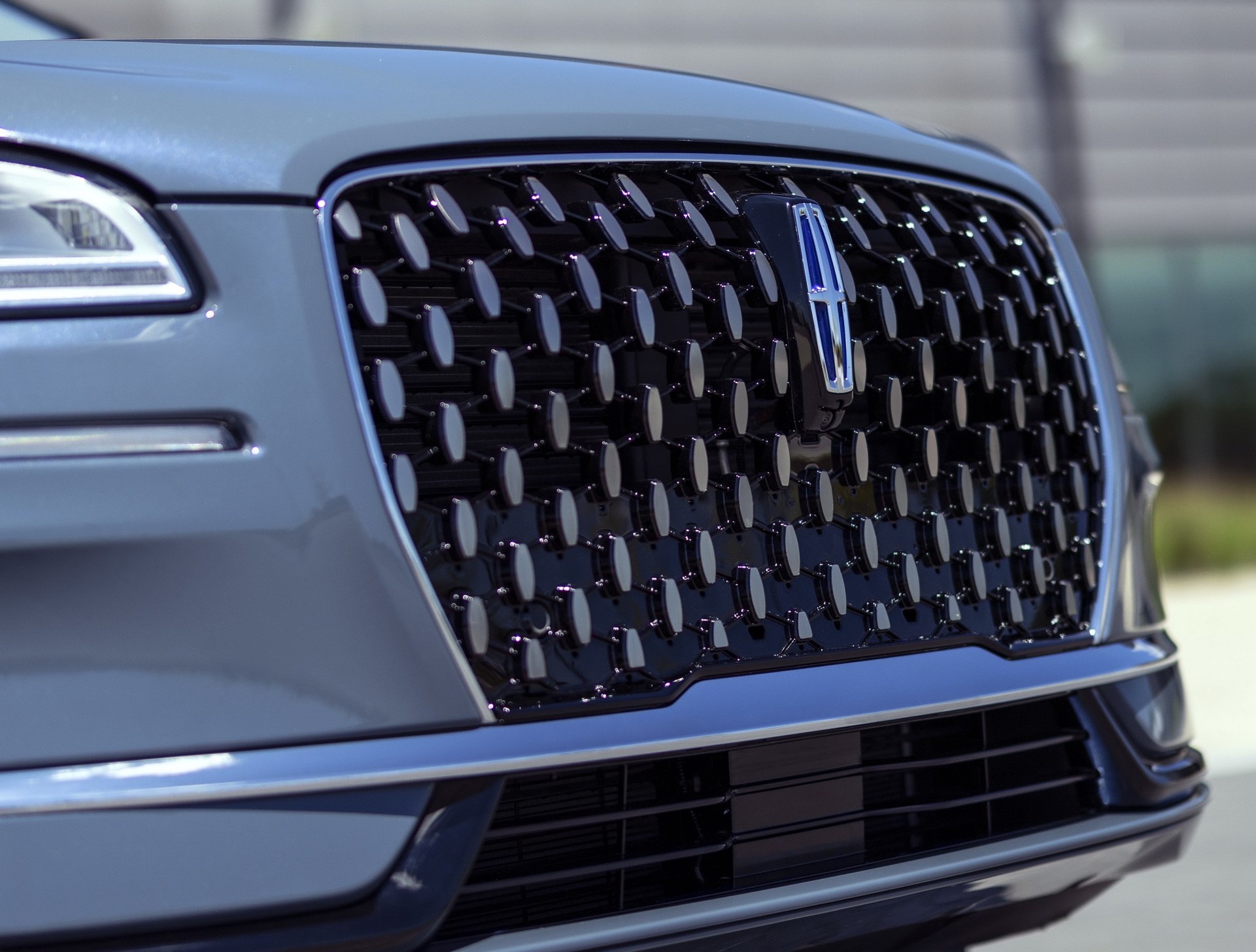 2023 Lincoln Corsair Gains Bigger Grille And Hands-Free Driving Tech, Loses 2.3L Turbo