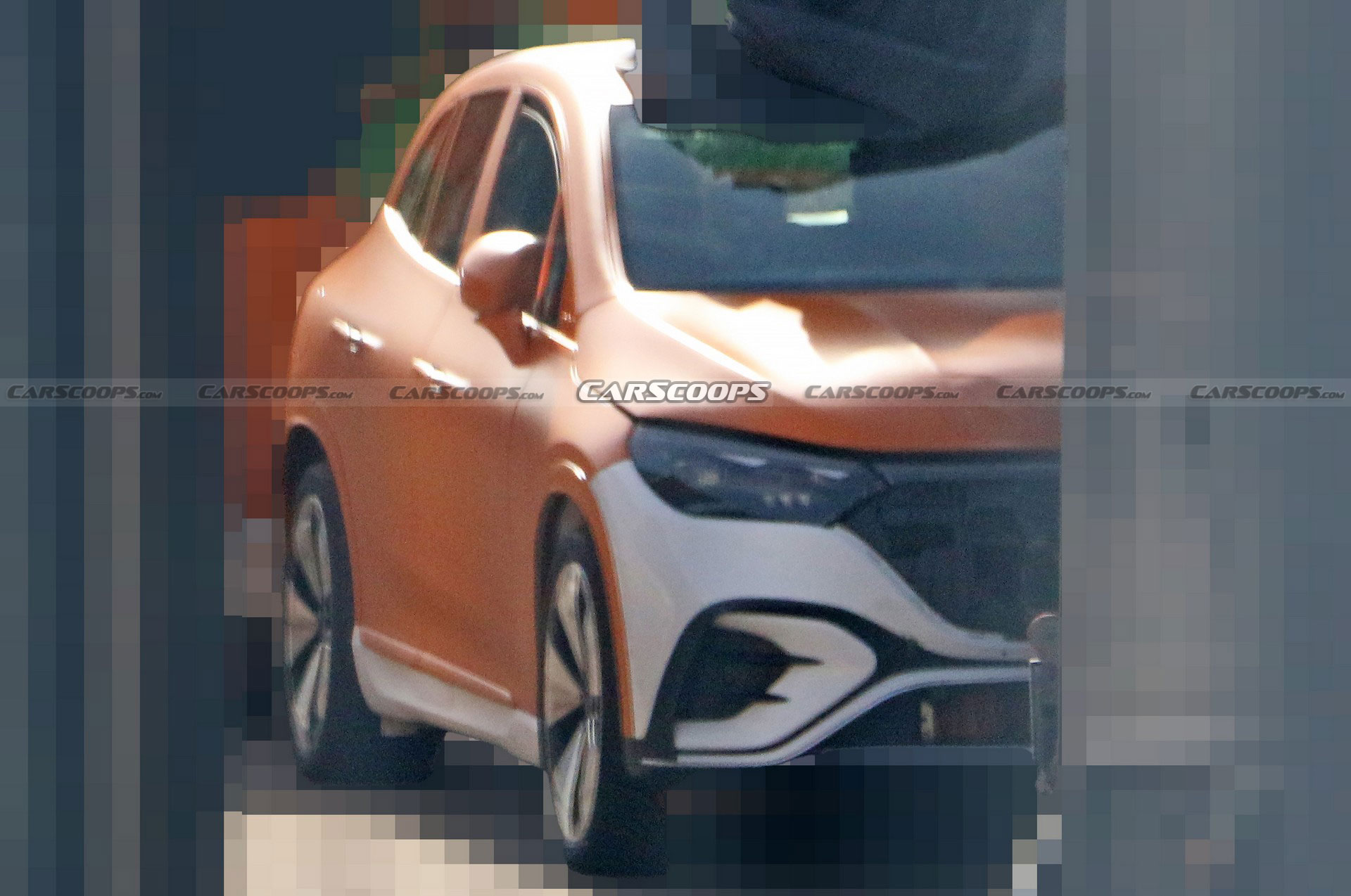 Mercedes To Unveil The 2023 EQE Electric SUV On October 16