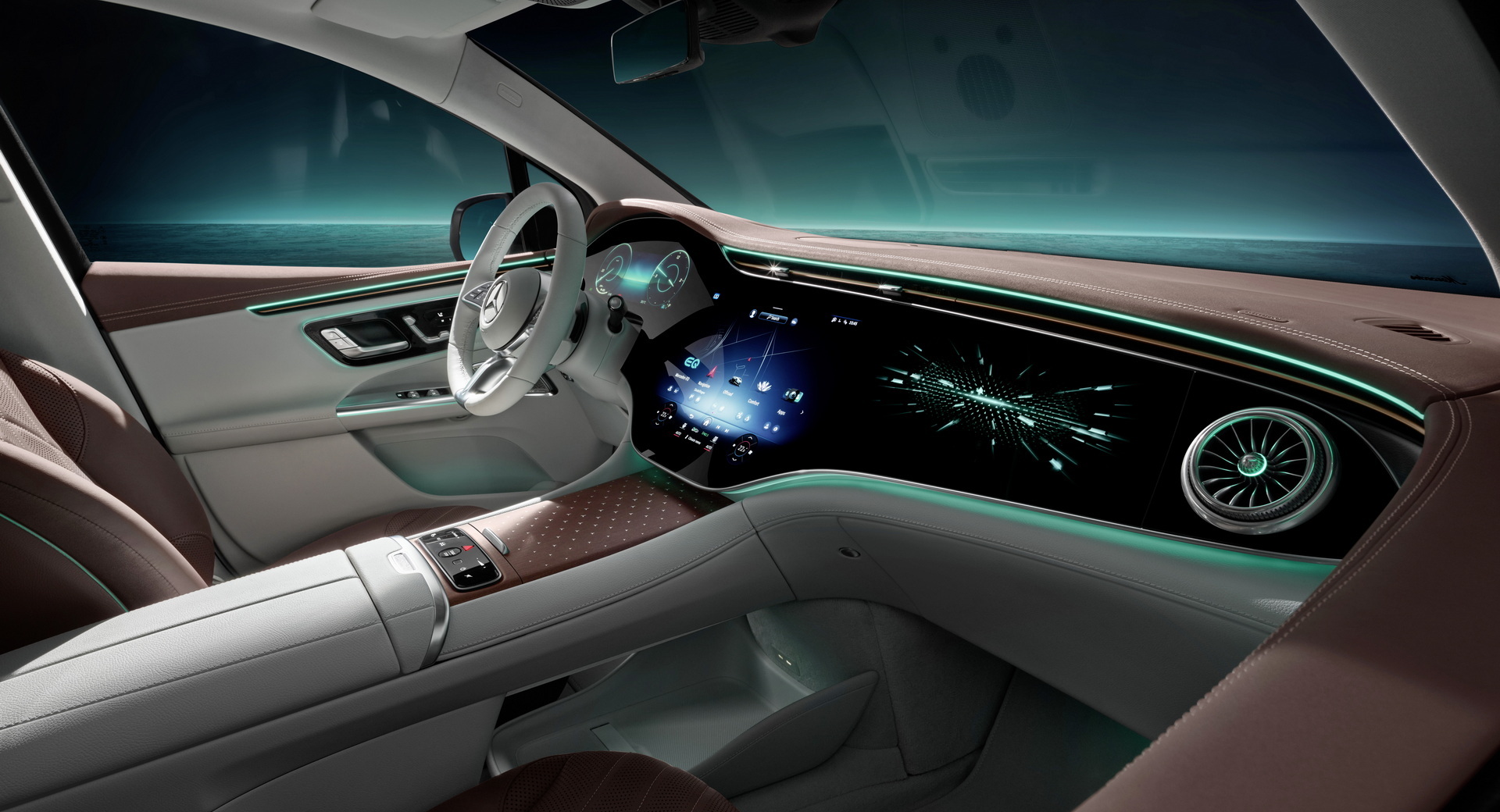 Mercedes dévoilera le SUV électrique EQE 2023 le 16 octobre