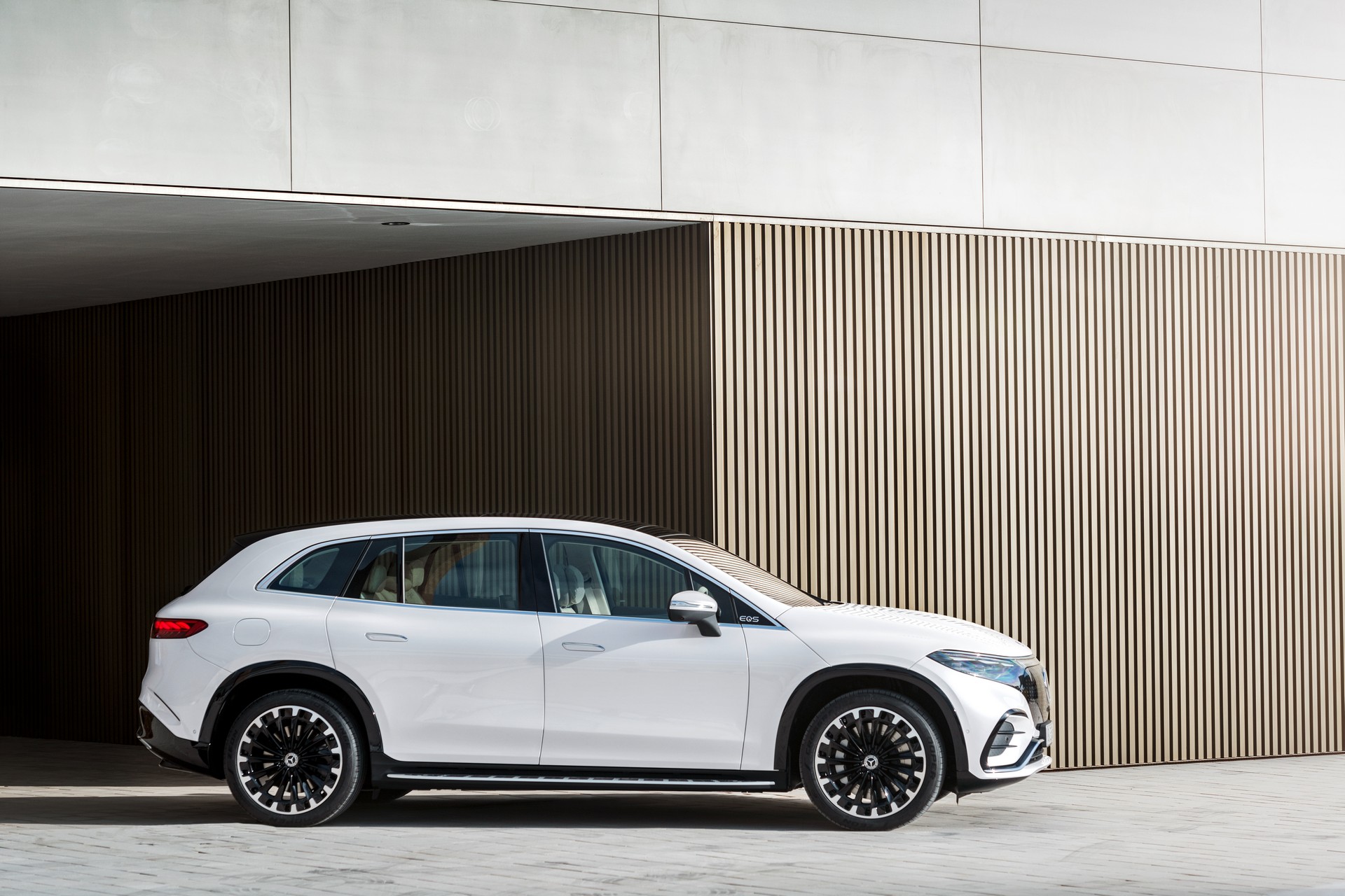 2023 Mercedes EQS SUV Starts At $104,400 And Offers Up To 305 Miles Of Range