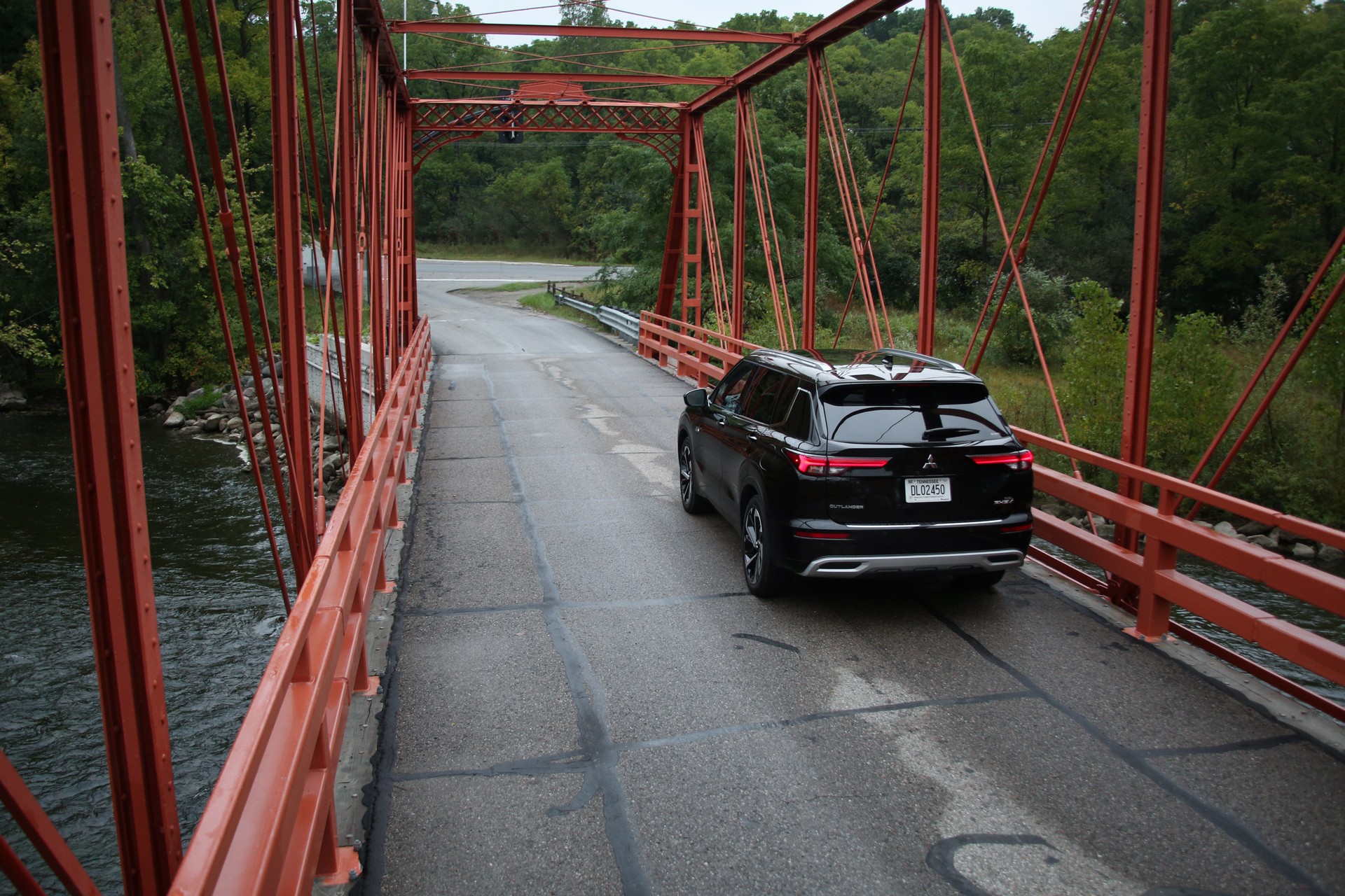 2023 Mitsubishi Outlander PHEV Starts At $39,845 And Offers 38 Miles Of Electric-Only Range