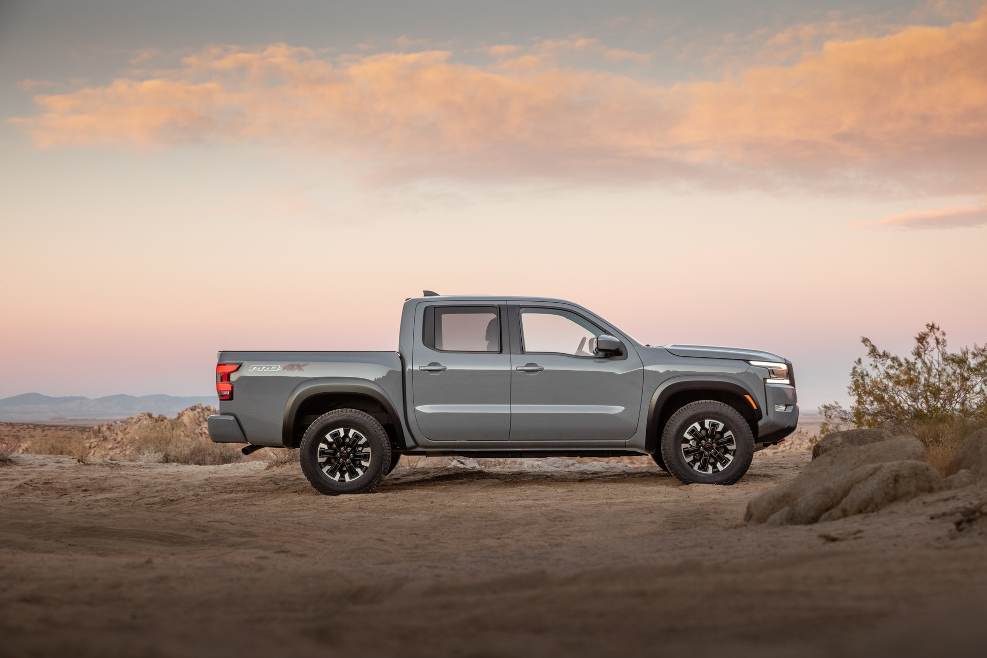 Nissan Jacks Up 2023 Frontier Prices, Now Starting At $29,120