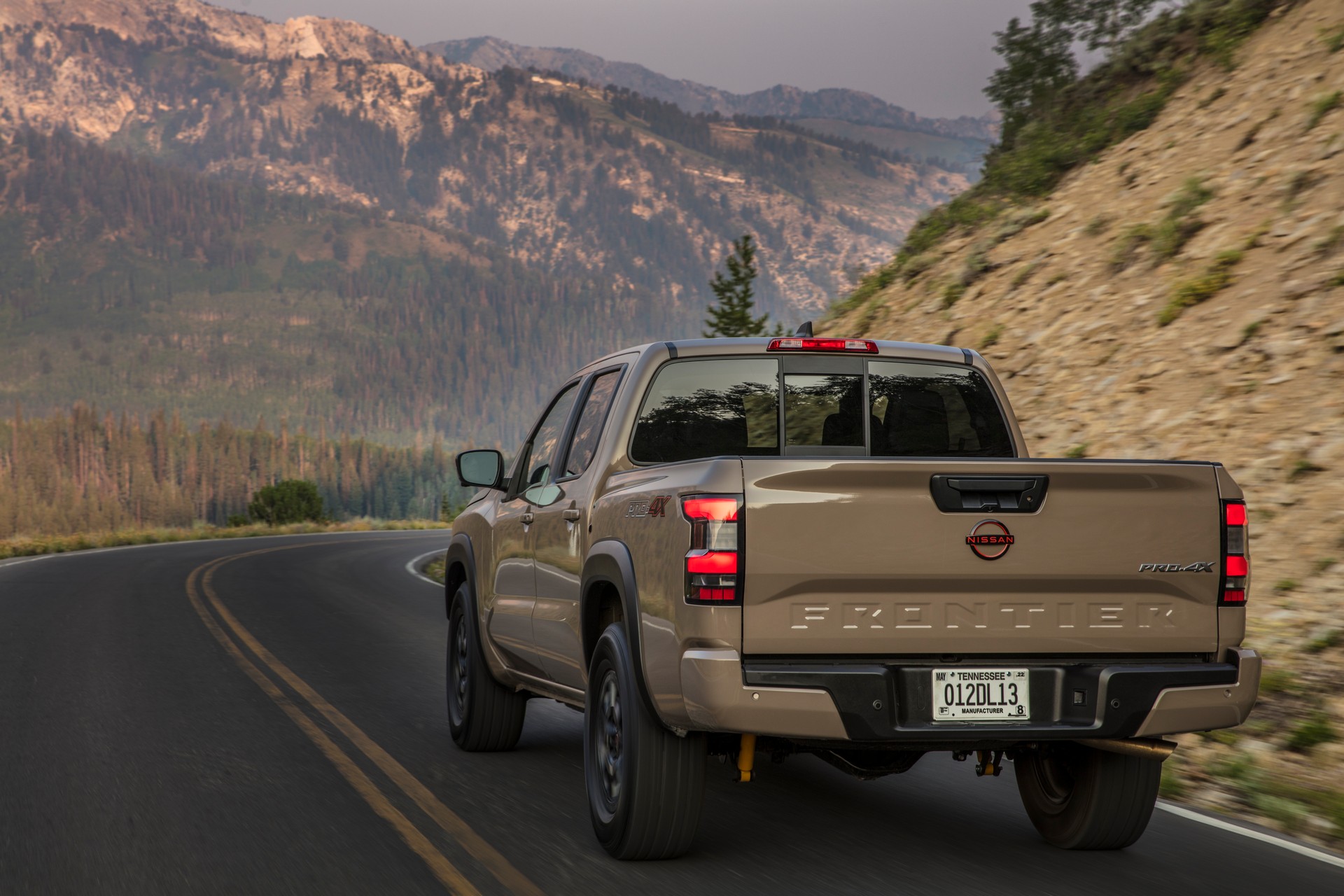 Nissan Jacks Up 2023 Frontier Prices, Now Starting At $29,120