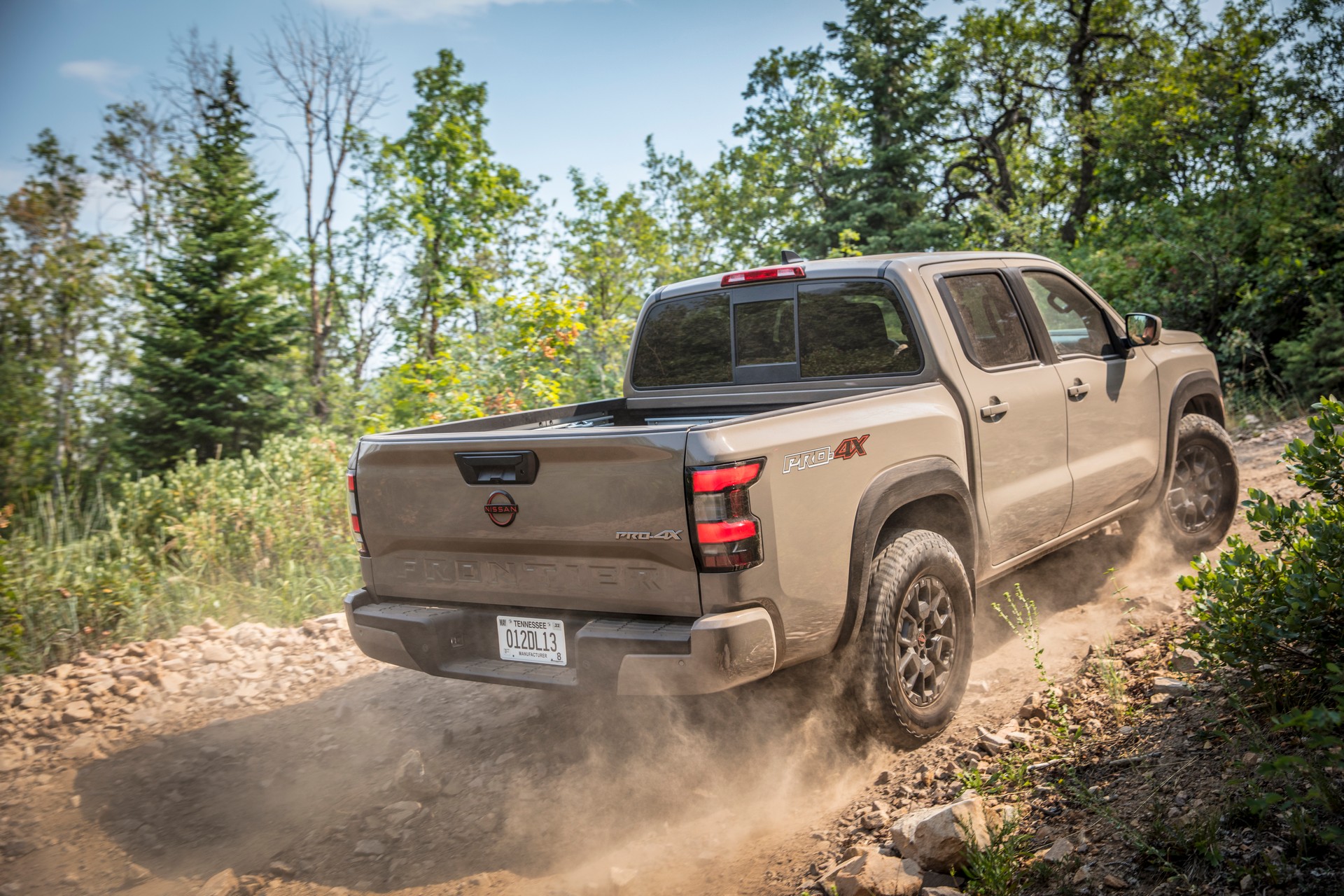 Nissan Jacks Up 2023 Frontier Prices, Now Starting At $29,120