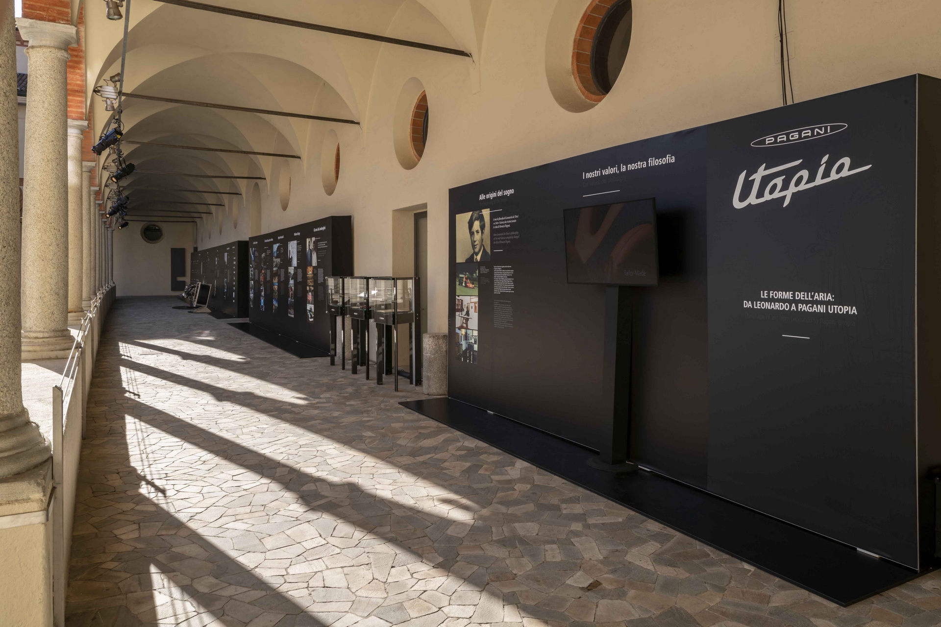 The New Pagani Utopia Looks Even Better In A Bare Carbon Fibre Body