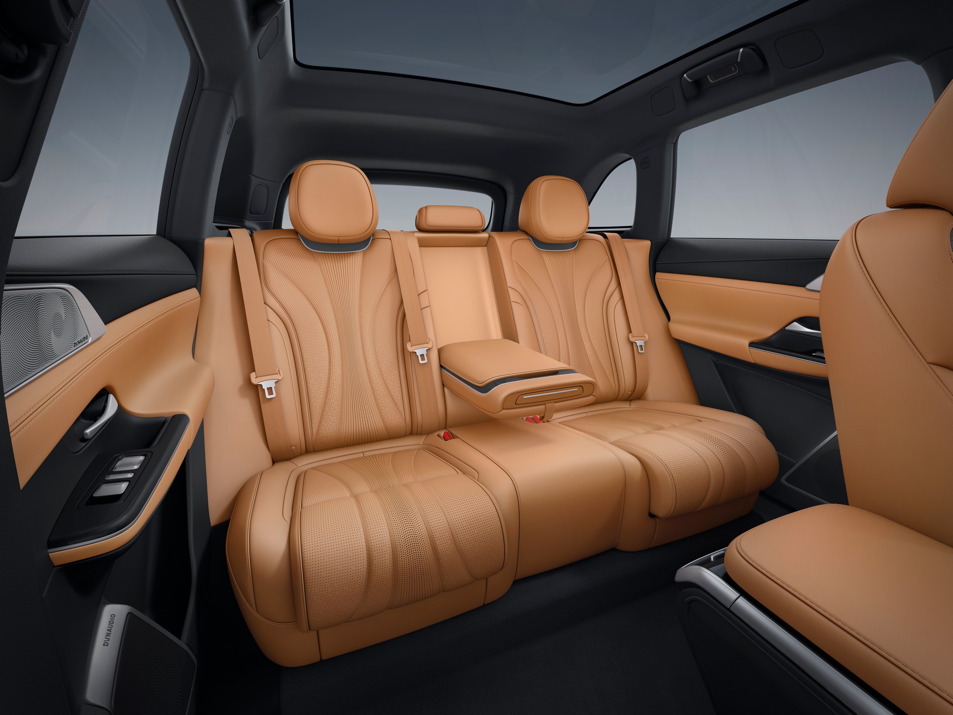 XPeng G9 Offers Up To 543 HP And Is The World’s Fastest Charging Electric SUV