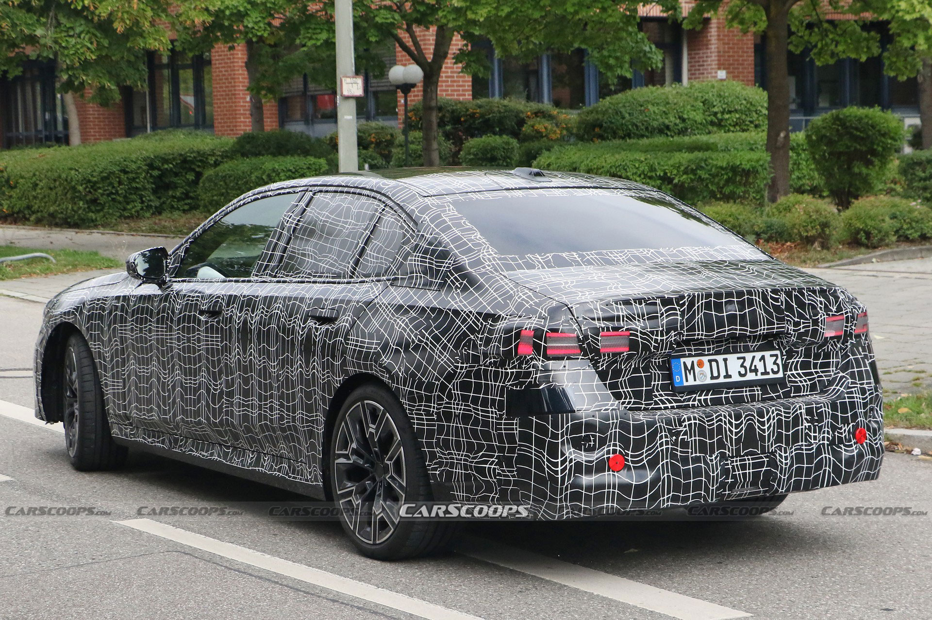 2024 BMW 5-Series Continues Its Striptease And Gives Us A Better Look At The Front End