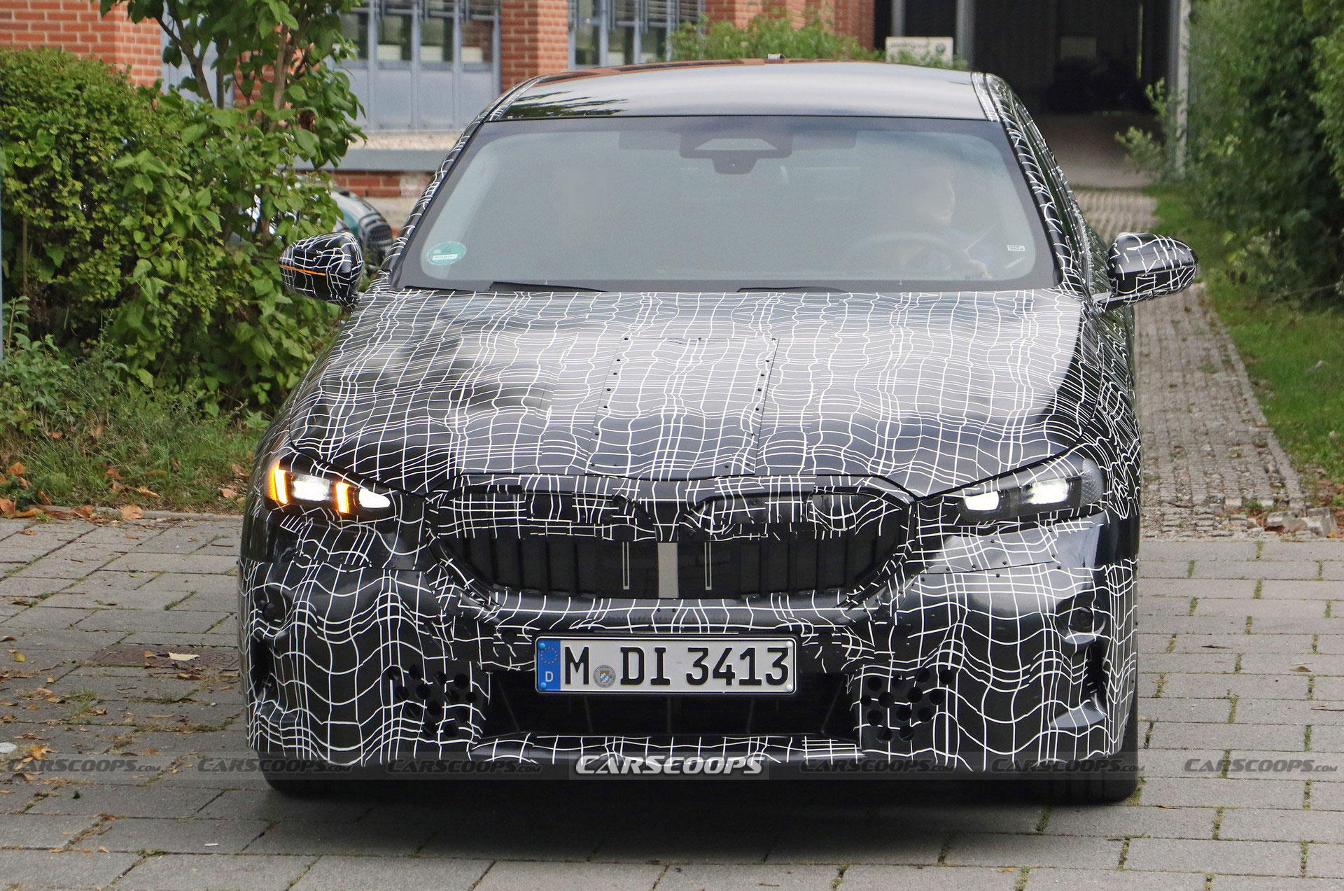 2024 BMW 5-Series Continues Its Striptease And Gives Us A Better Look At The Front End
