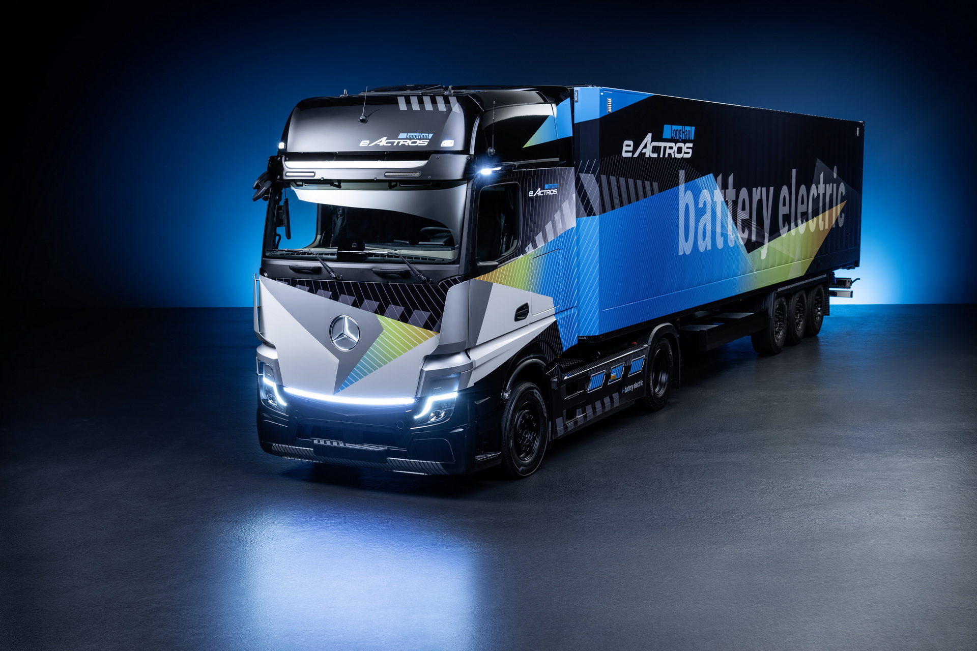 Mercedes Shows Off eActros LongHaul That Could Go Up To 497 Miles On A Charge