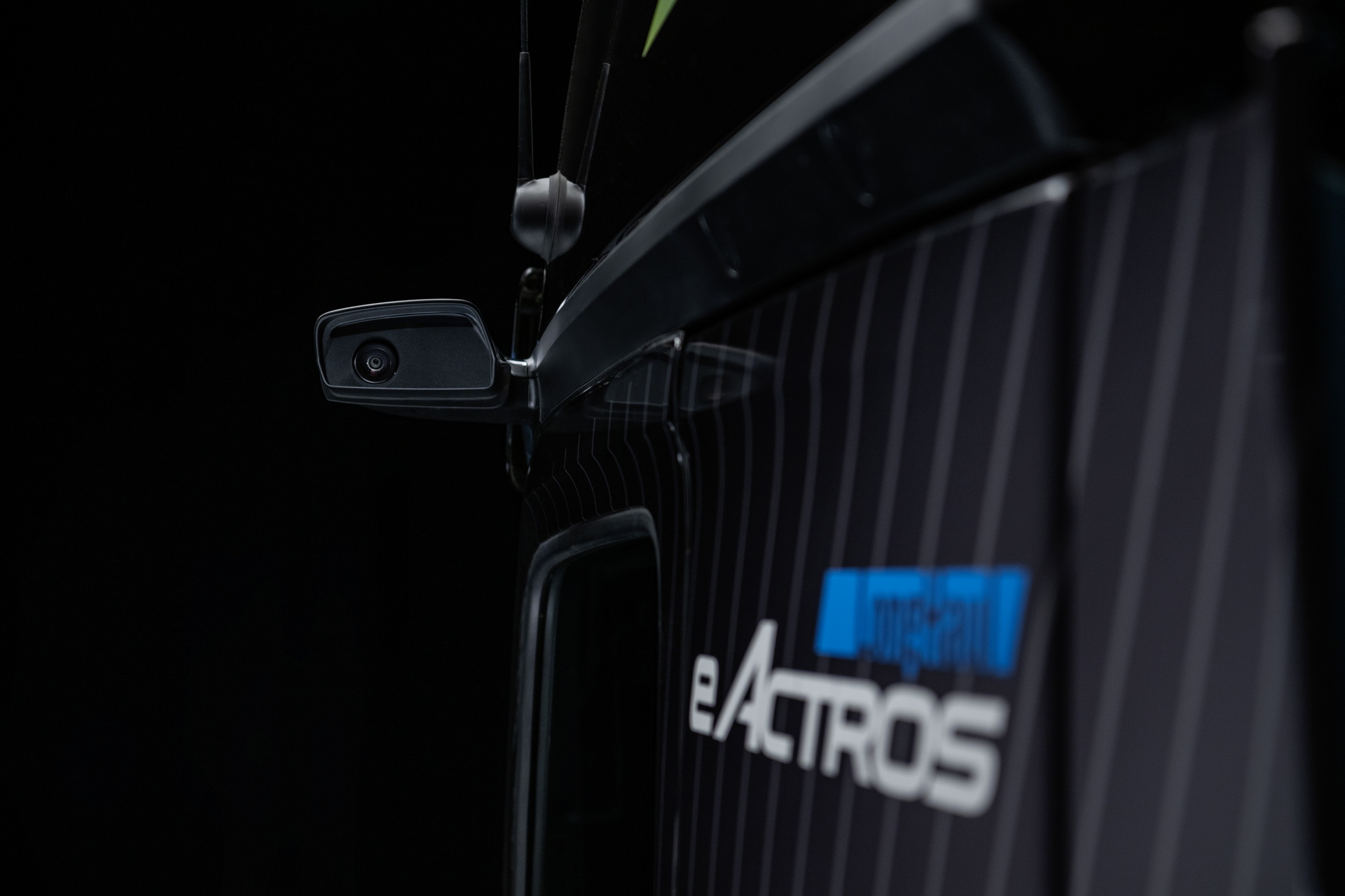 Mercedes Shows Off eActros LongHaul That Could Go Up To 497 Miles On A Charge