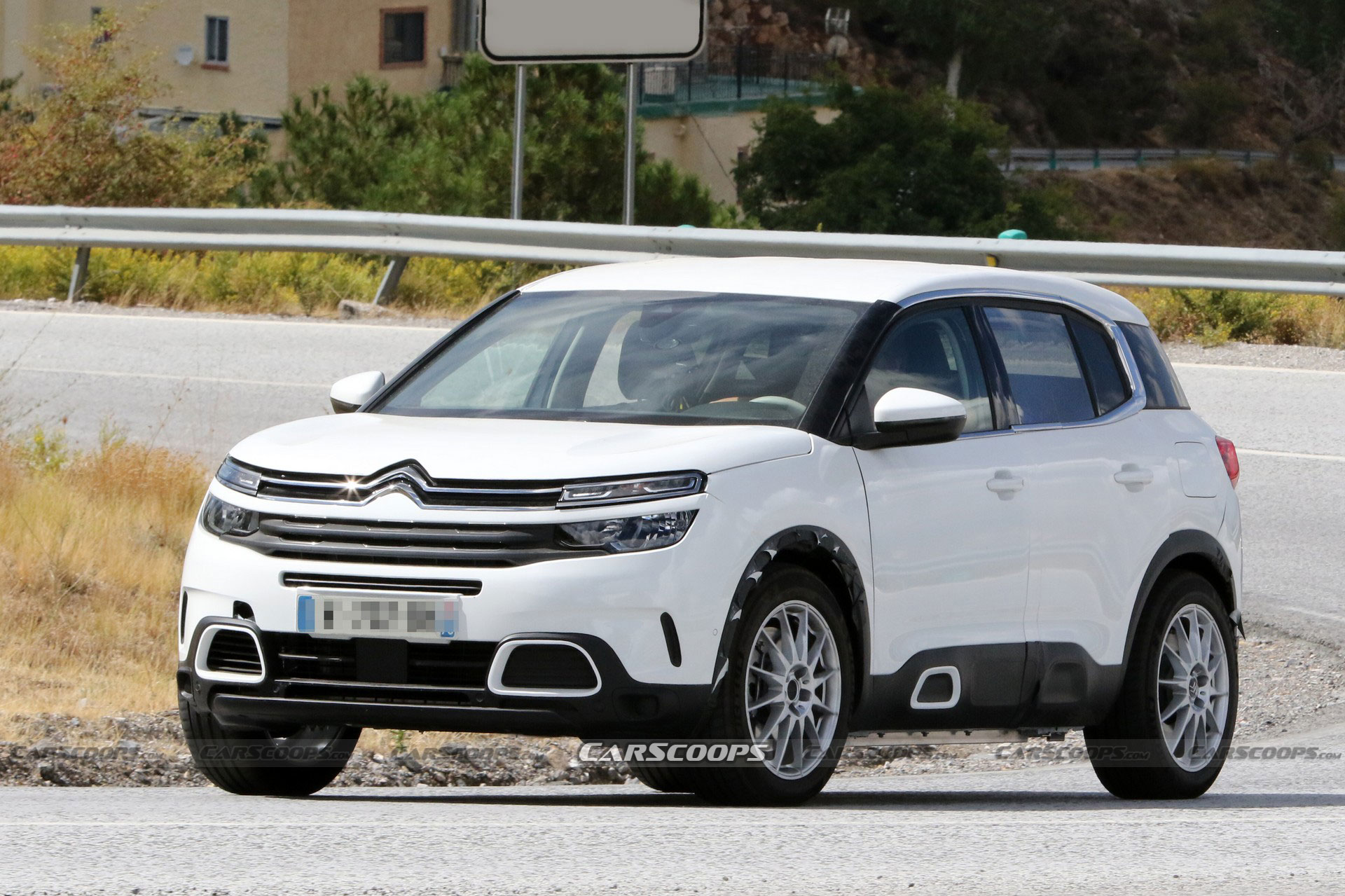 2023 Peugeot 3008 Mule Spied Cosplaying As A Citroen C5