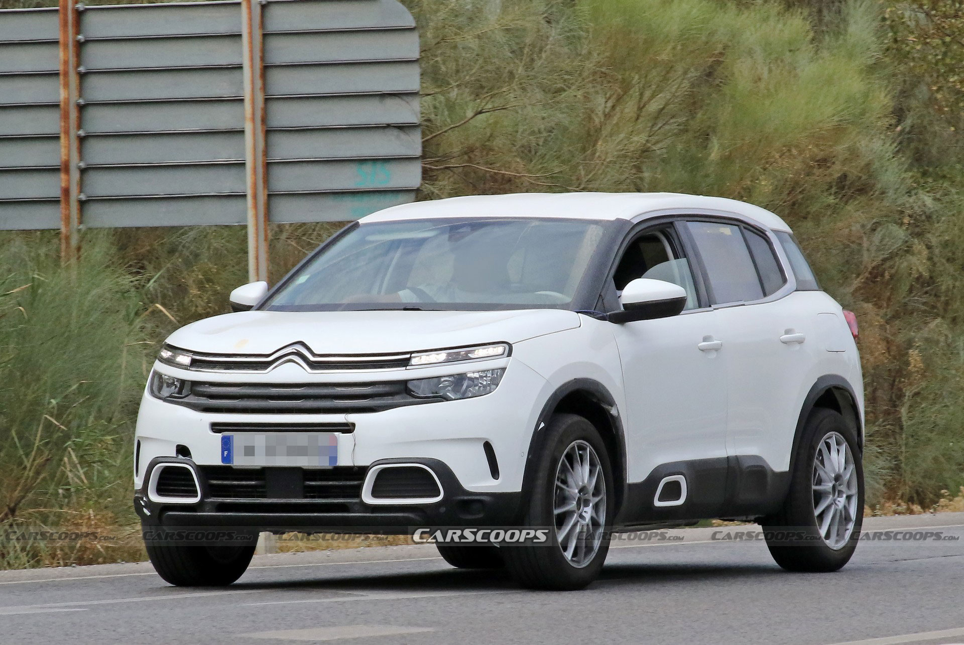 2023 Peugeot 3008 Mule Spied Cosplaying As A Citroen C5 Aircross