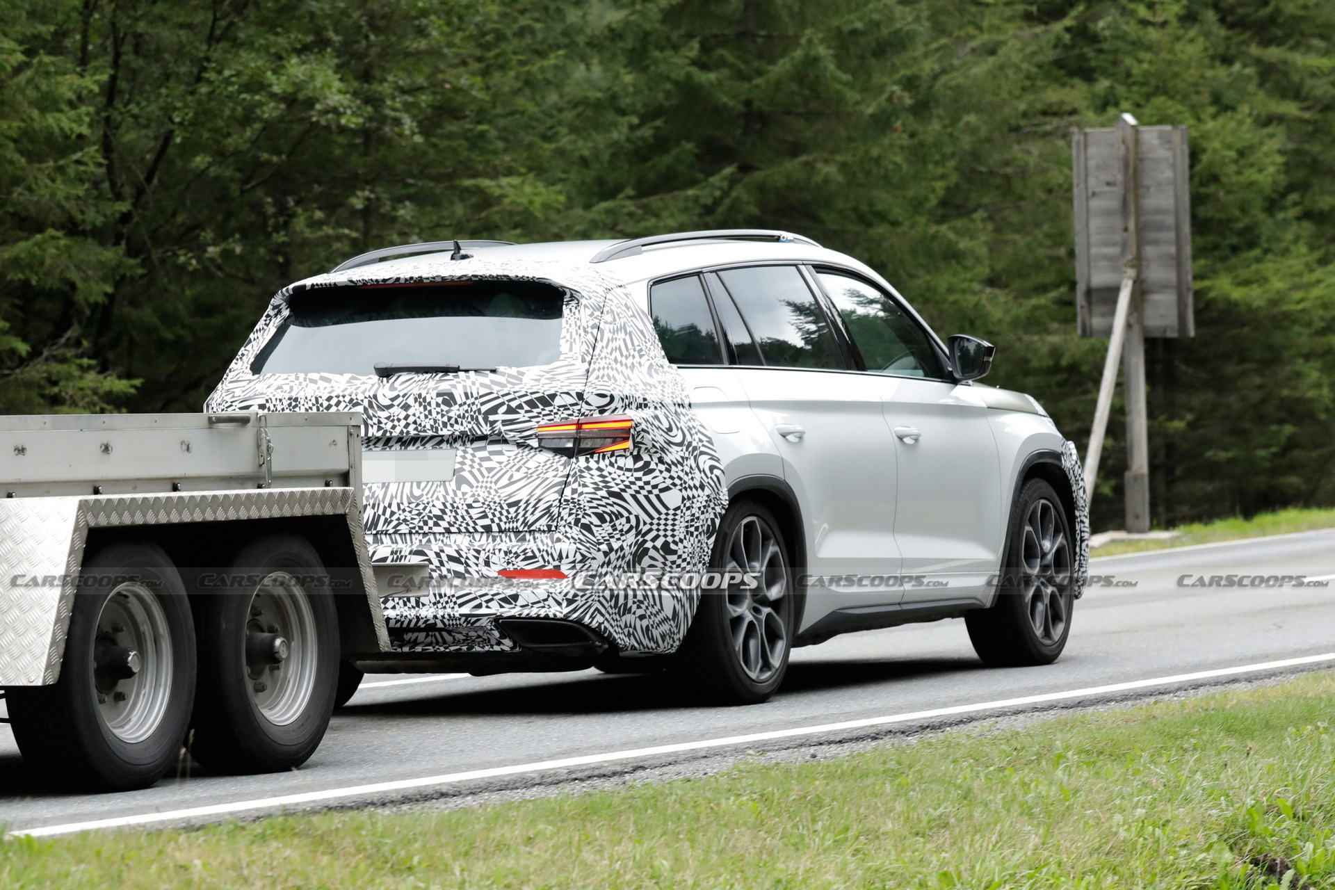 2024 Skoda Kodiaq Mule Puts A New Face On The Current Body