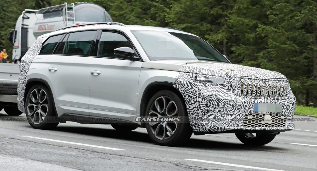  2024 Skoda Kodiaq Mule Puts A New Face On The Current Body