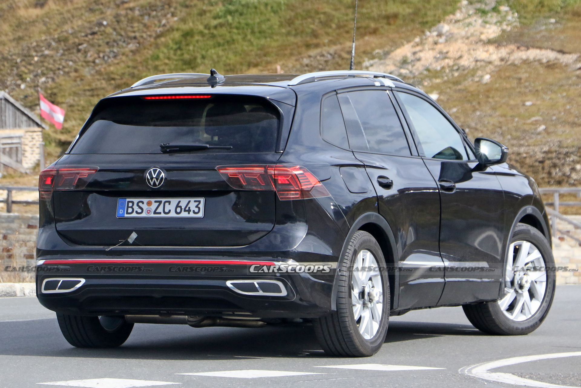 2024 VW Tiguans Gives Us Our First Look Inside Revealing Tablet-Style Screen