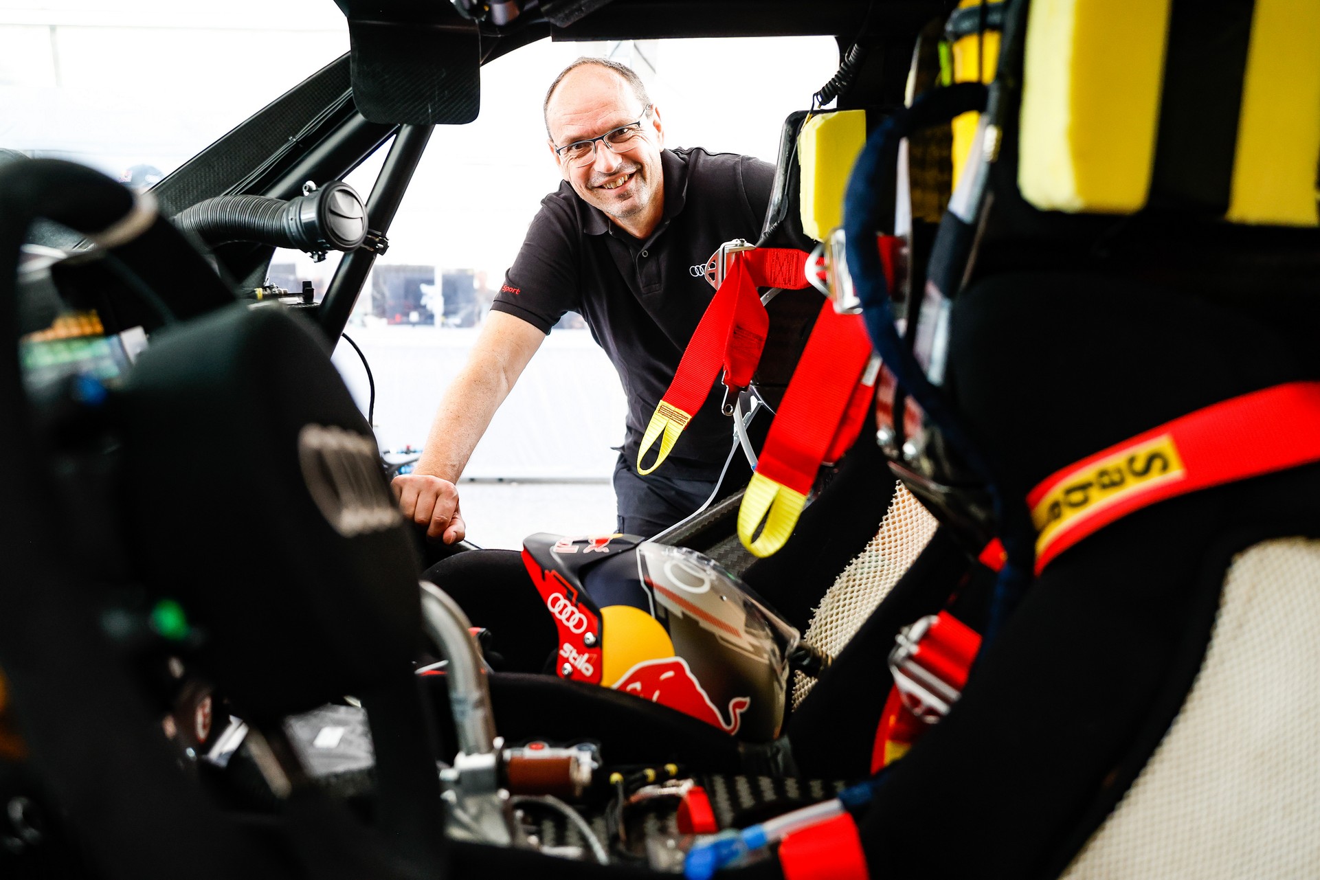 Audi Revamps Its RS Q E-Tron E2 Electric-Driven But Gas-Charged Dakar Racer For 2023