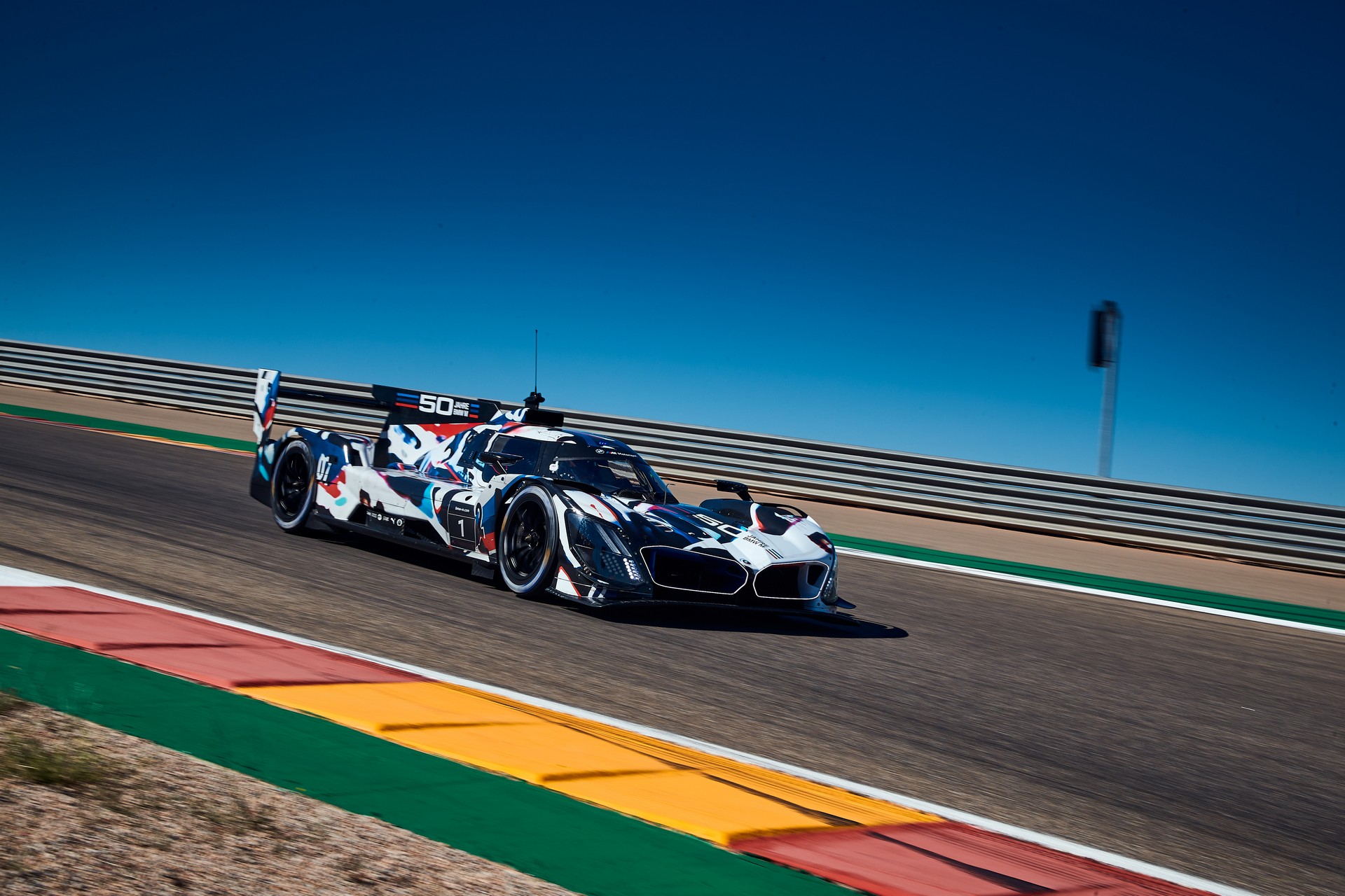 BMW To Start Testing The M Hybrid V8 In The United States