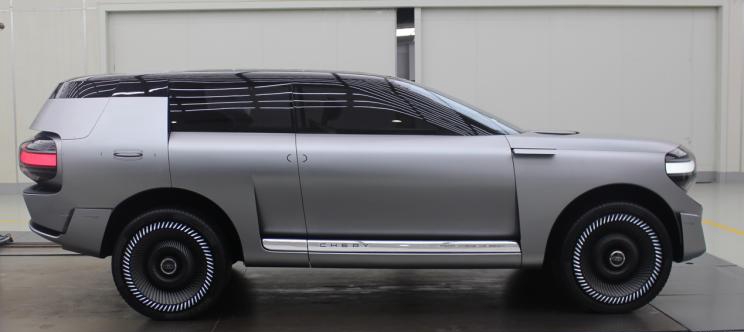 Chery’s Four-Seater Gene Concept Previews A Robocop-Style Future