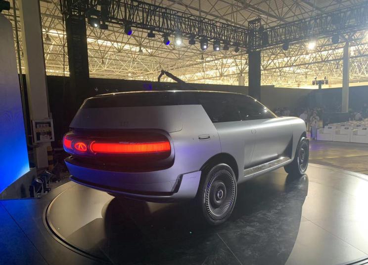 Chery’s Four-Seater Gene Concept Previews A Robocop-Style Future