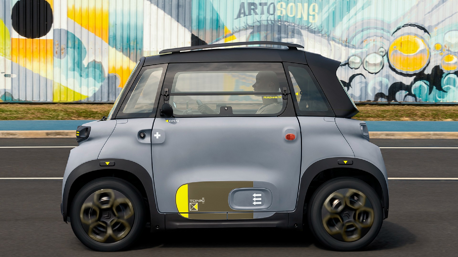 Citroen My Ami Tonic Is “A Toy For Grown-Ups Aged 14 To 77”