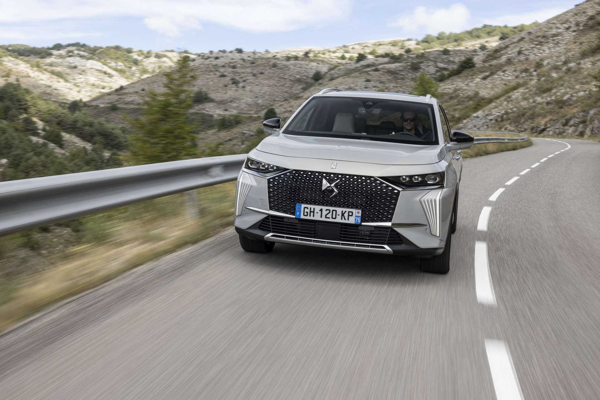 2023 DS 7 E-Tense Is One Pricey French Crossover That Tops Out At €78,400