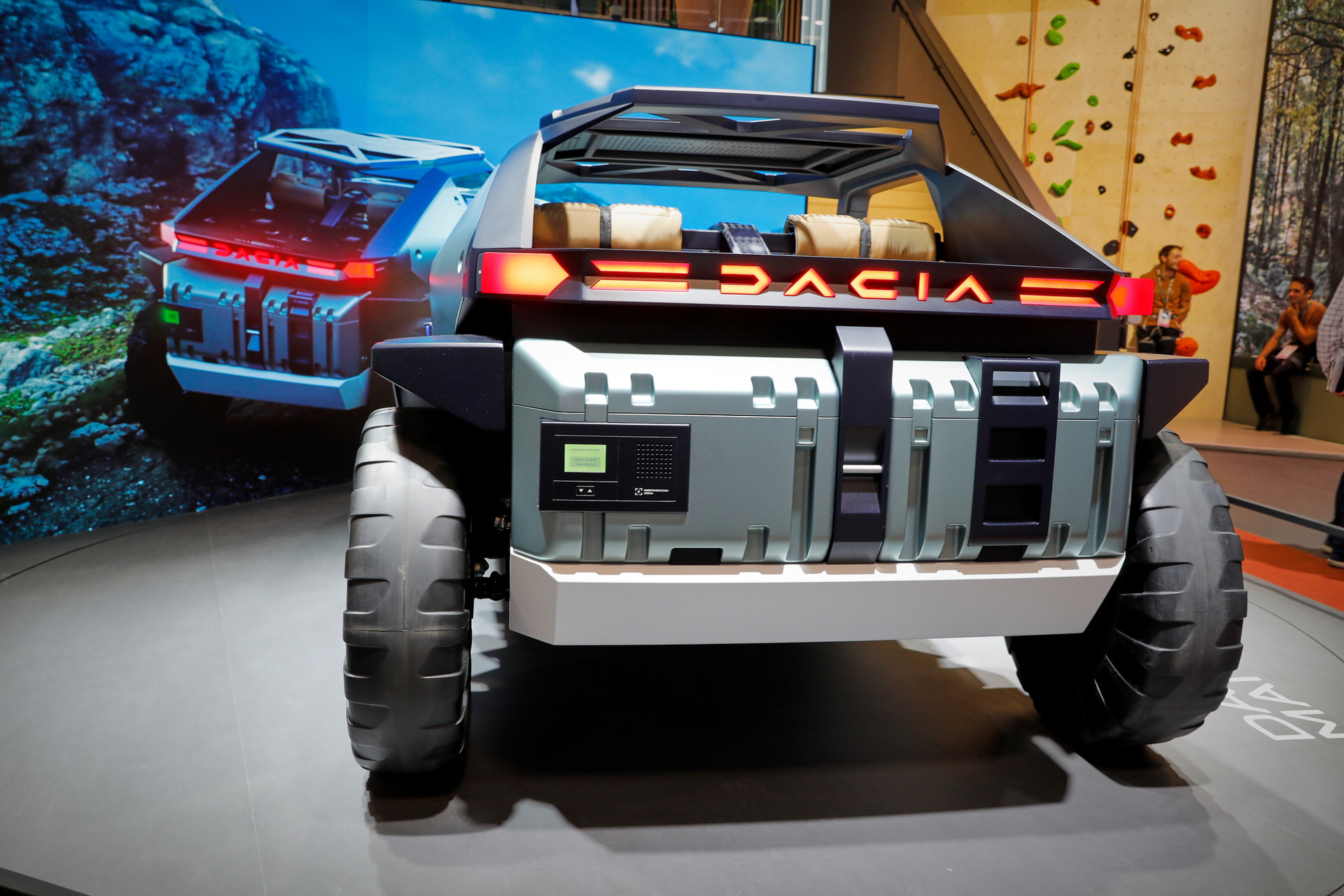 Dacia Manifesto Concept Is A Futuristic EV Off-Roader For Outdoors Enthusiasts