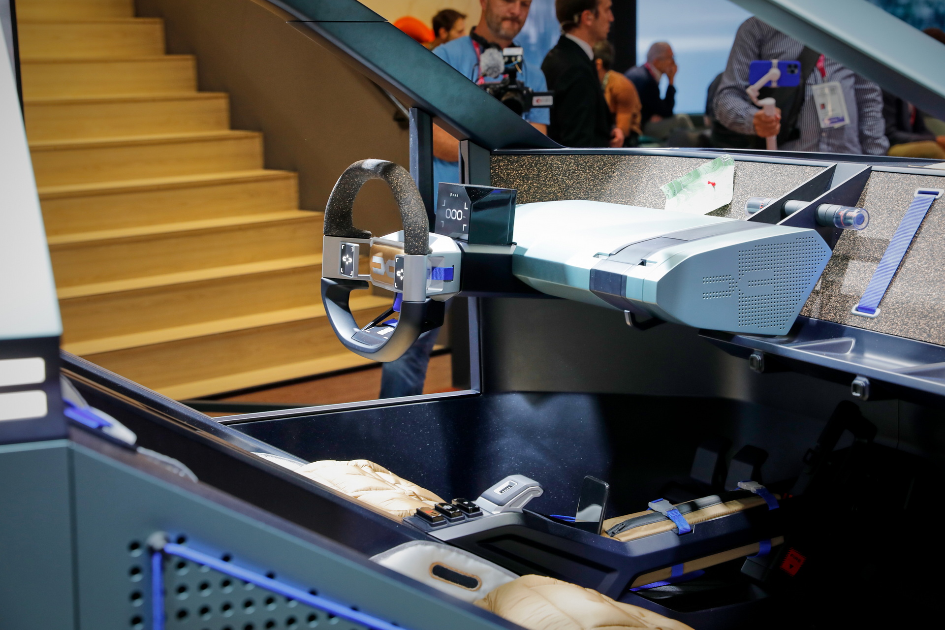 Dacia Manifesto Concept Is A Futuristic EV Off-Roader For Outdoors Enthusiasts