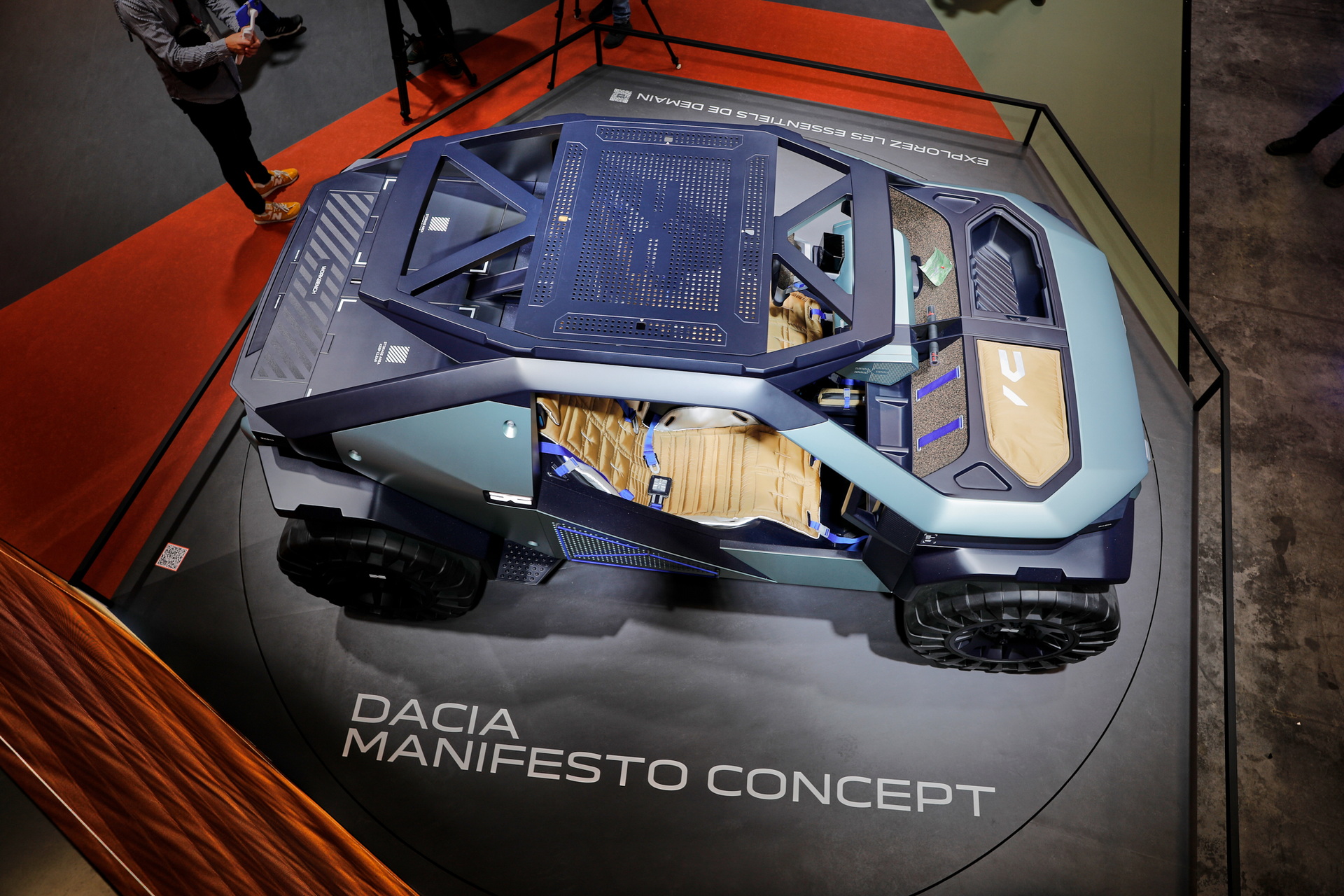 Dacia Manifesto Concept Is A Futuristic EV Off-Roader For Outdoors Enthusiasts