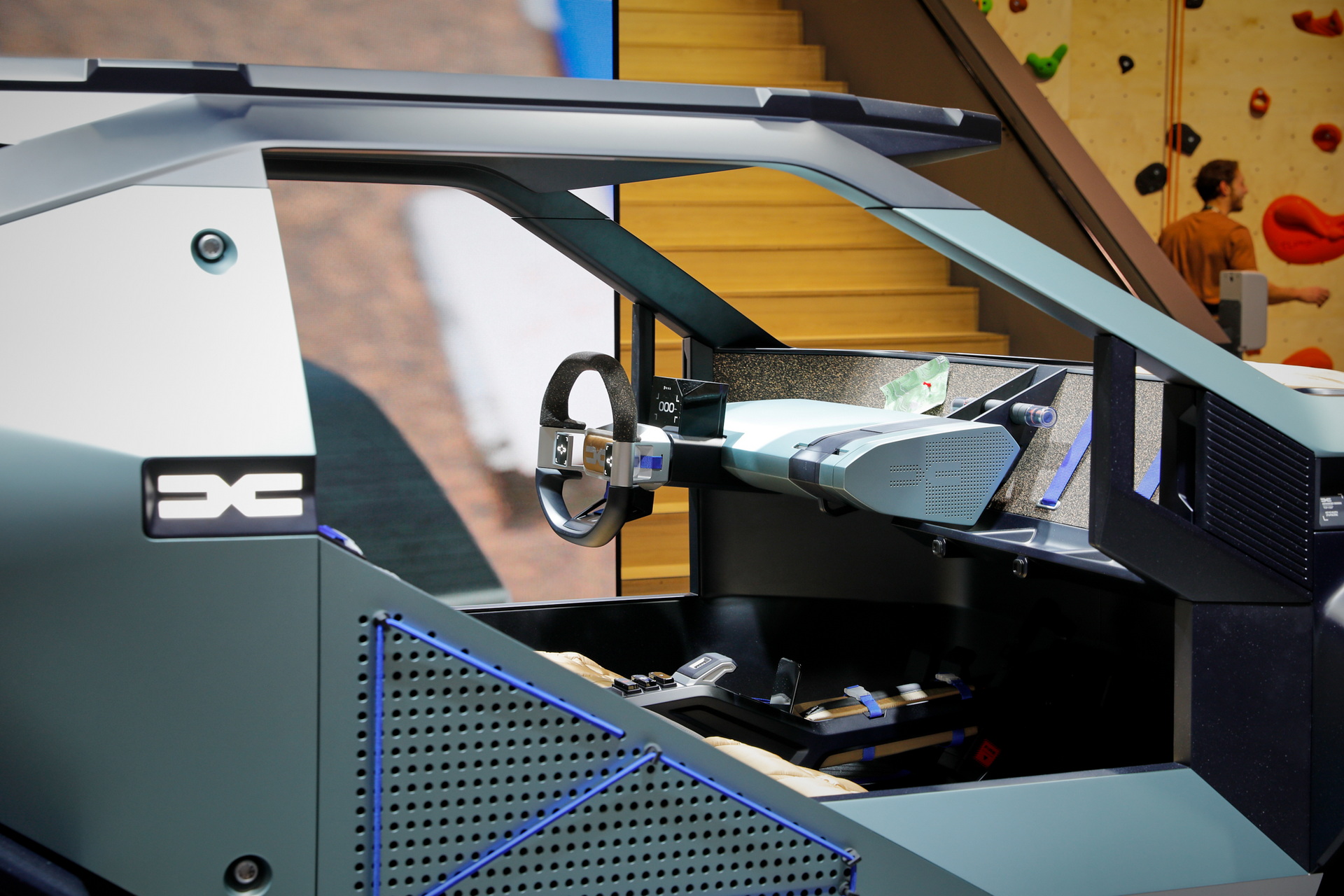 Dacia Manifesto Concept Is A Futuristic EV Off-Roader For Outdoors Enthusiasts