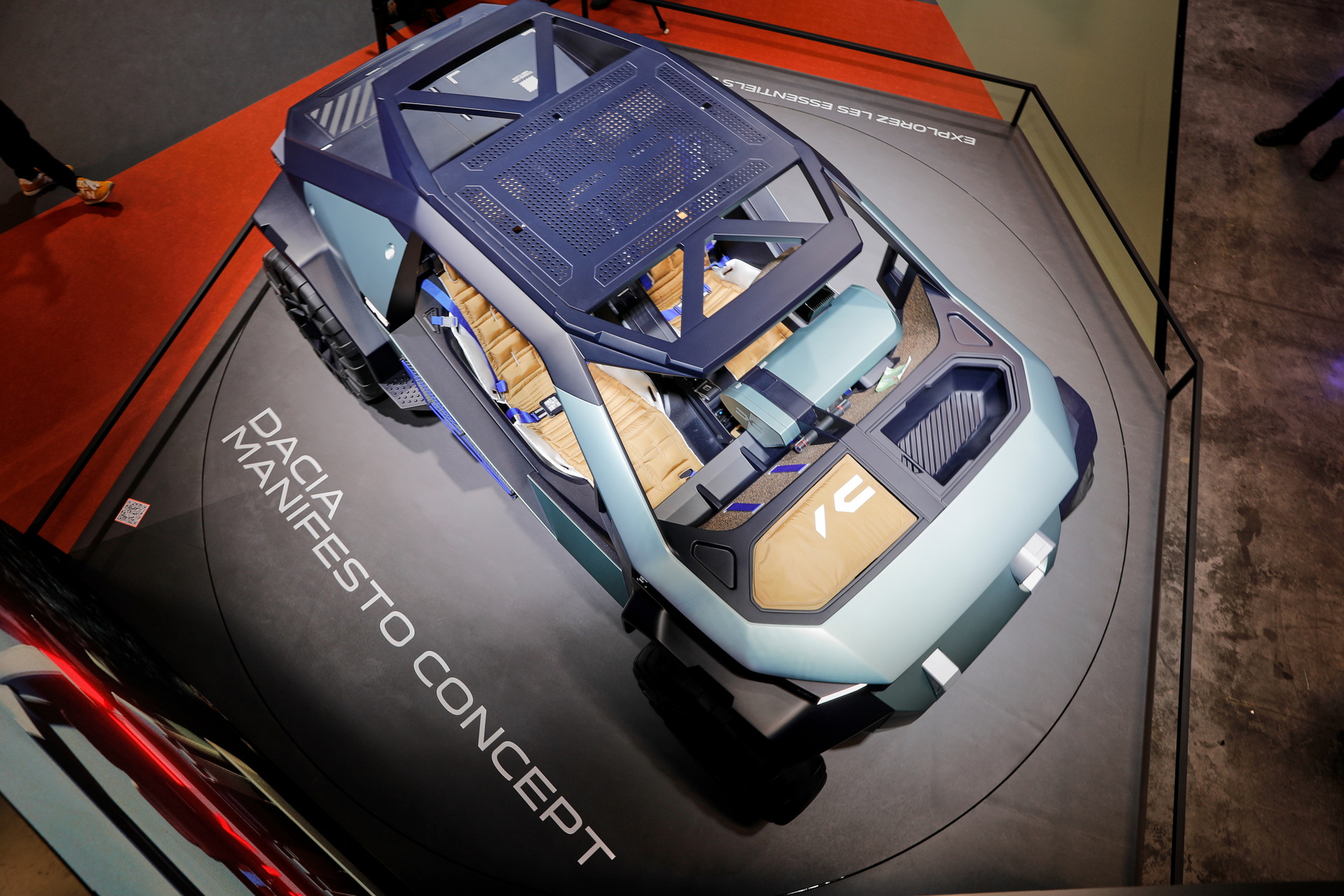 Dacia Manifesto Concept Is A Futuristic EV Off-Roader For Outdoors Enthusiasts