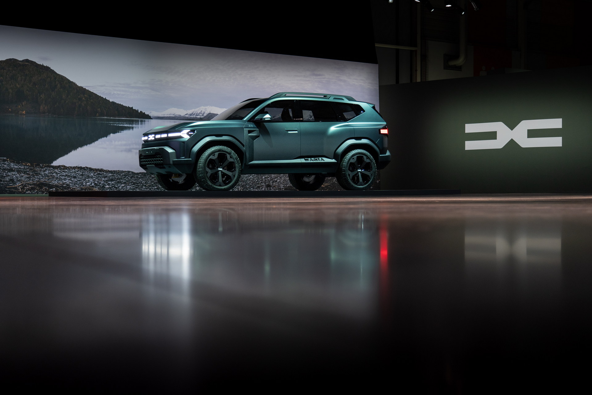 Dacia Jogger Gains Camper Kit And Retractable Tent As Factory Accessories