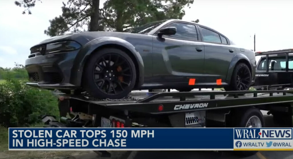  Two Young Men Stole A New Dodge Charger Widebody From Dealer Leading Police On 150 MPH Chase