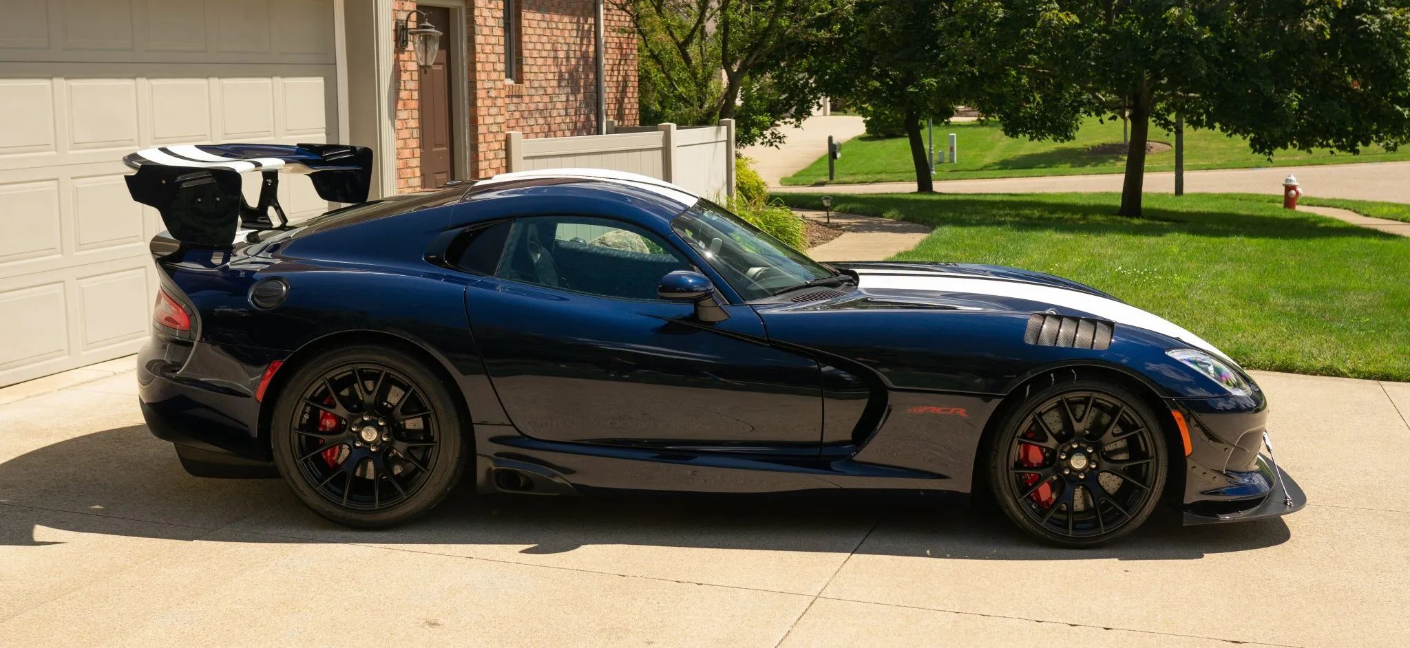 We Can’t Get Enough Of This 2016 Dodge Viper ACR Extreme