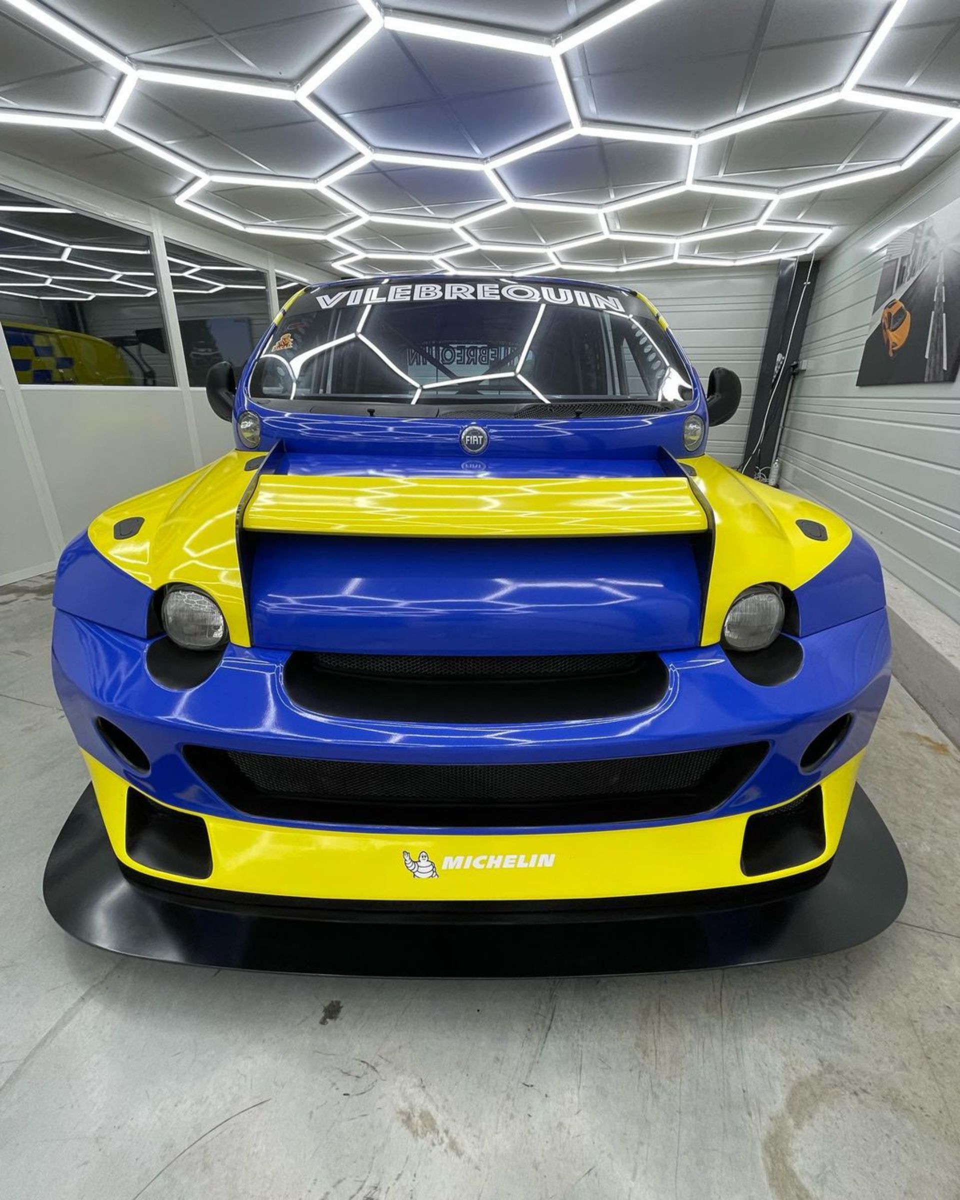 Crazy Fiat Multipla With Wide Bodykit And 1,000-HP V8 Is Coming To 2022 Paris Motor Show