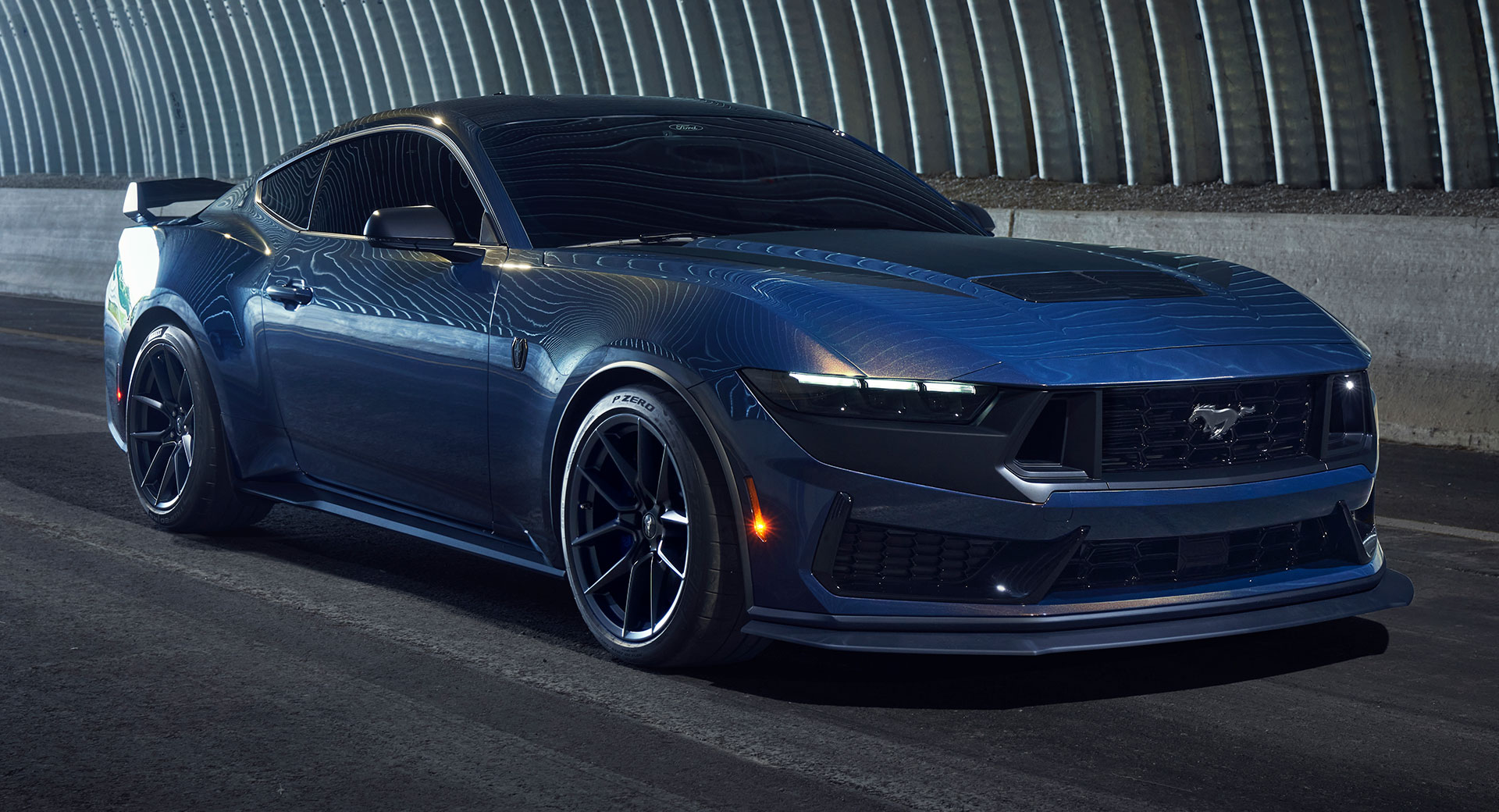 La Ford Mustang Dark Horse 2024 Est Le Modèle V8 De 5,0 Litres Le Plus