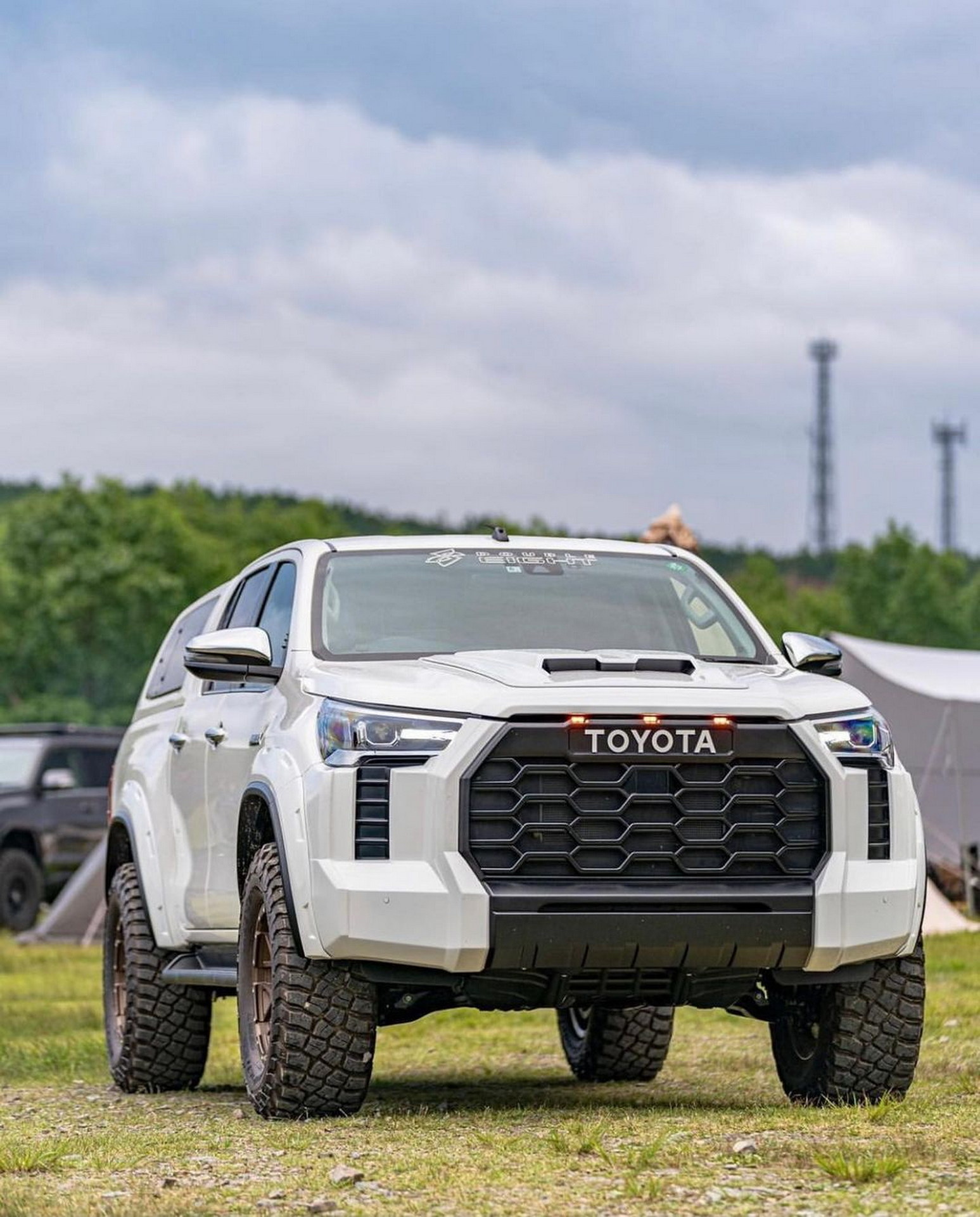 Toyota Hilux Gets A Tundra Face Transplant By Japanese Tuner GMG Double Eight