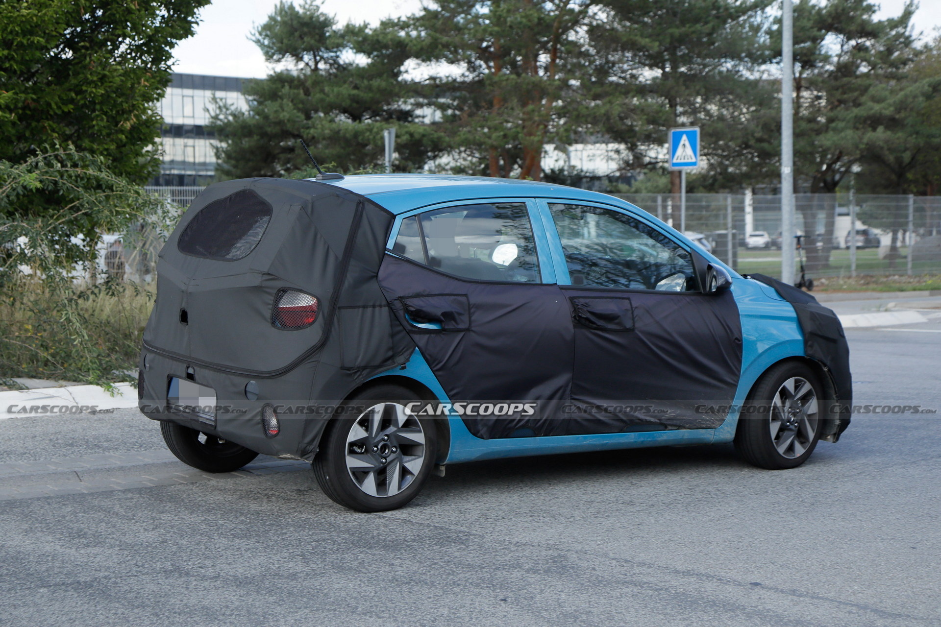 Hyundai i10 Facelift Spied, Proving There Is Still Time For ICE-Powered City Cars