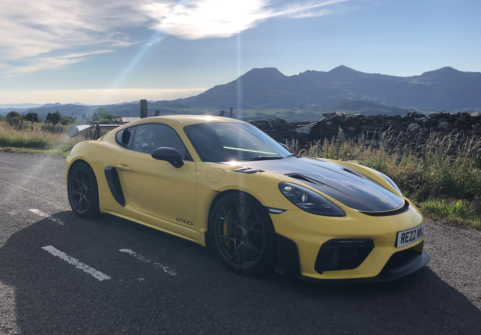 Driven: The Porsche 718 Cayman GT4 RS. This Or A 911 GT3?